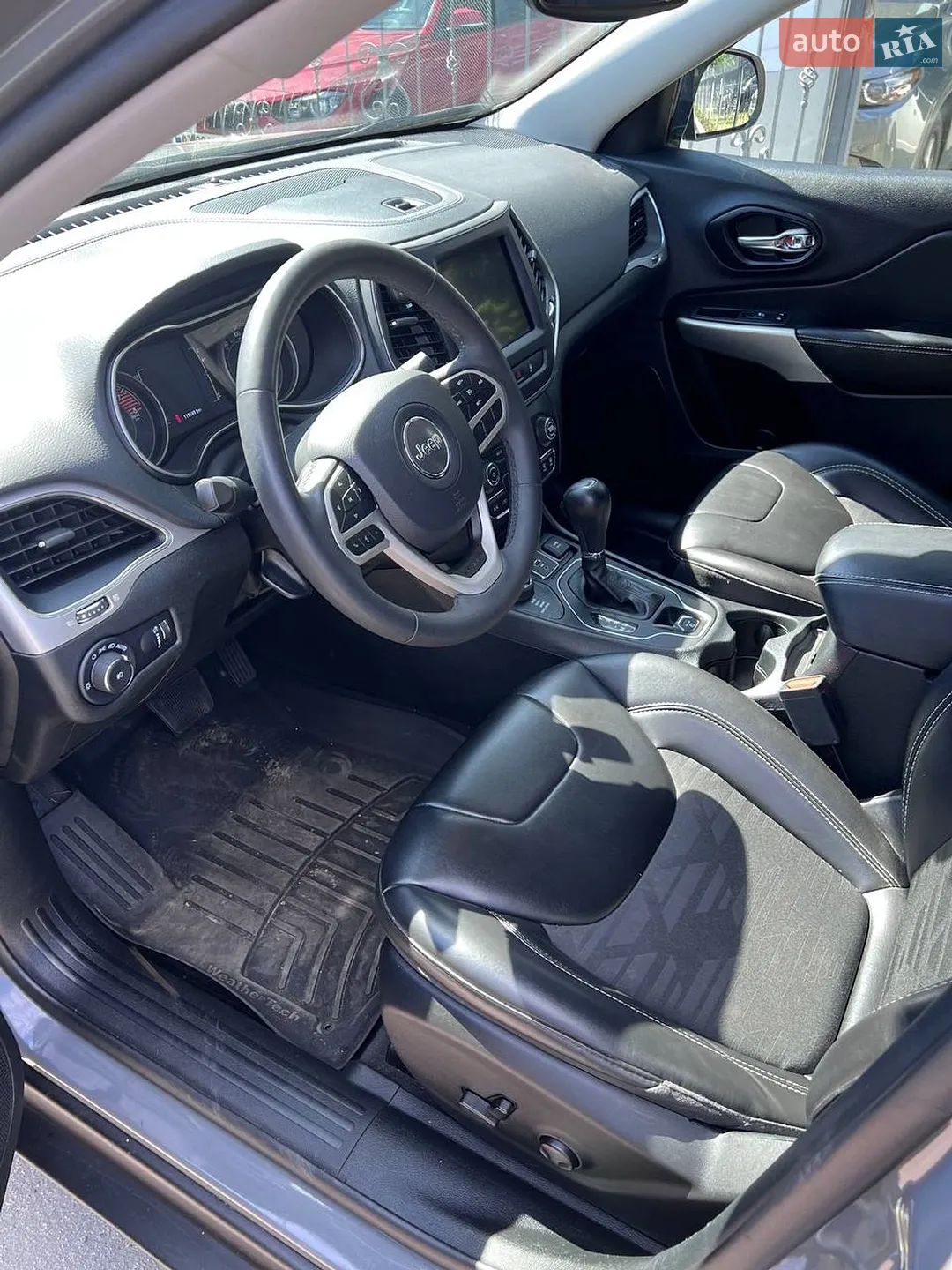 2022 Jeep Cherokee - мініатюра 10