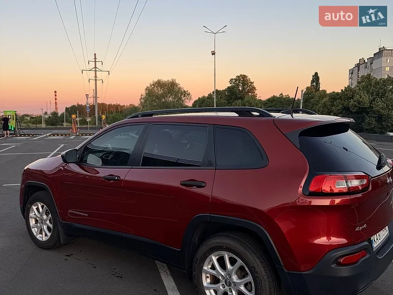 Jeep Cherokee 2017 VIN 1C4PJMAB7HW631579 фото оголошення 6 з 63