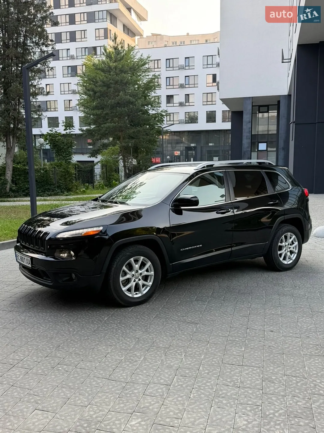2017 Jeep Cherokee - мініатюра 6