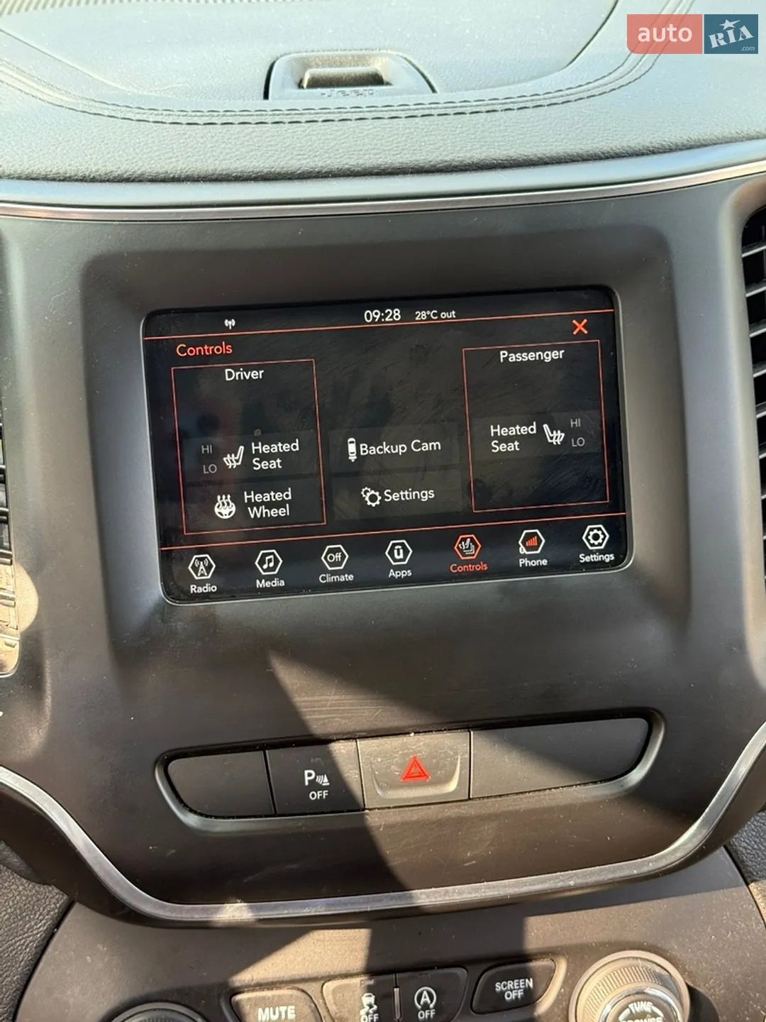 Jeep Cherokee 2019 VIN 1C4PJMLBXLD536919 фото оголошення 17 з 29