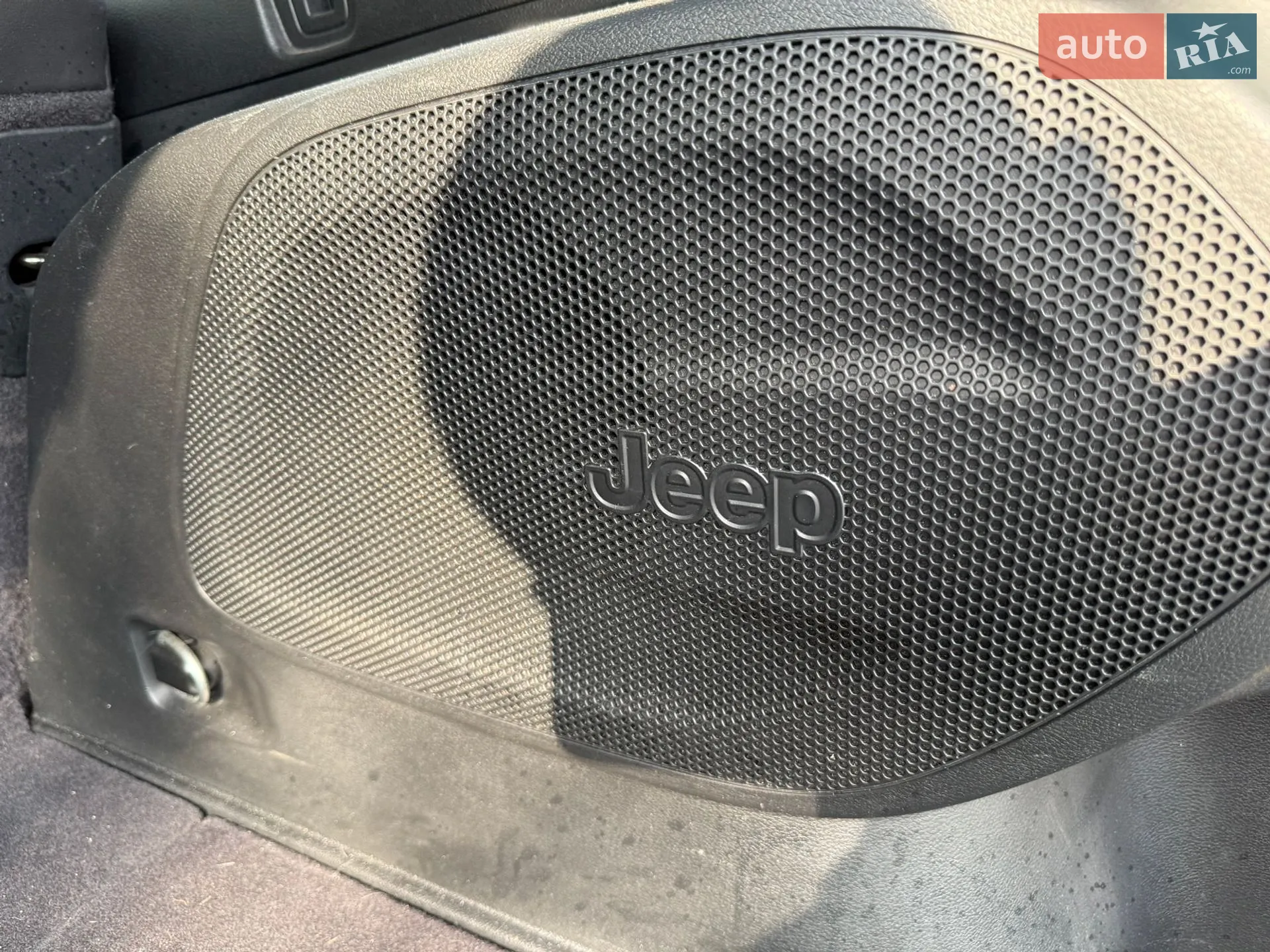 Jeep Cherokee 2019 VIN 1C4PJMLBXLD536919 фото оголошення 22 з 29