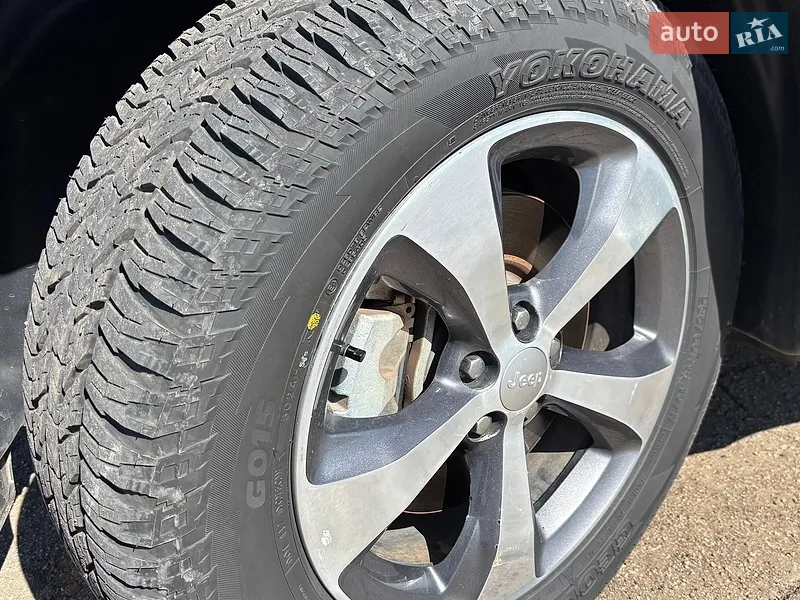 Jeep Cherokee 2019 VIN 1C4PJMDX1LD582536 фото оголошення 25 з 66