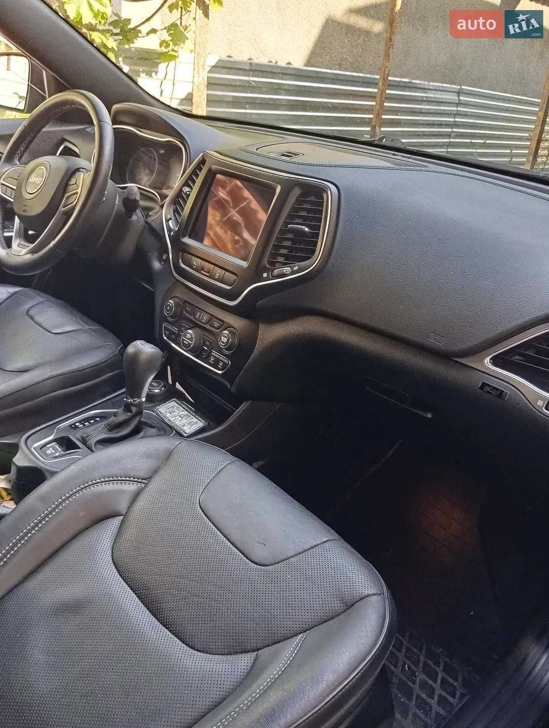 2020 Jeep Cherokee - мініатюра 5