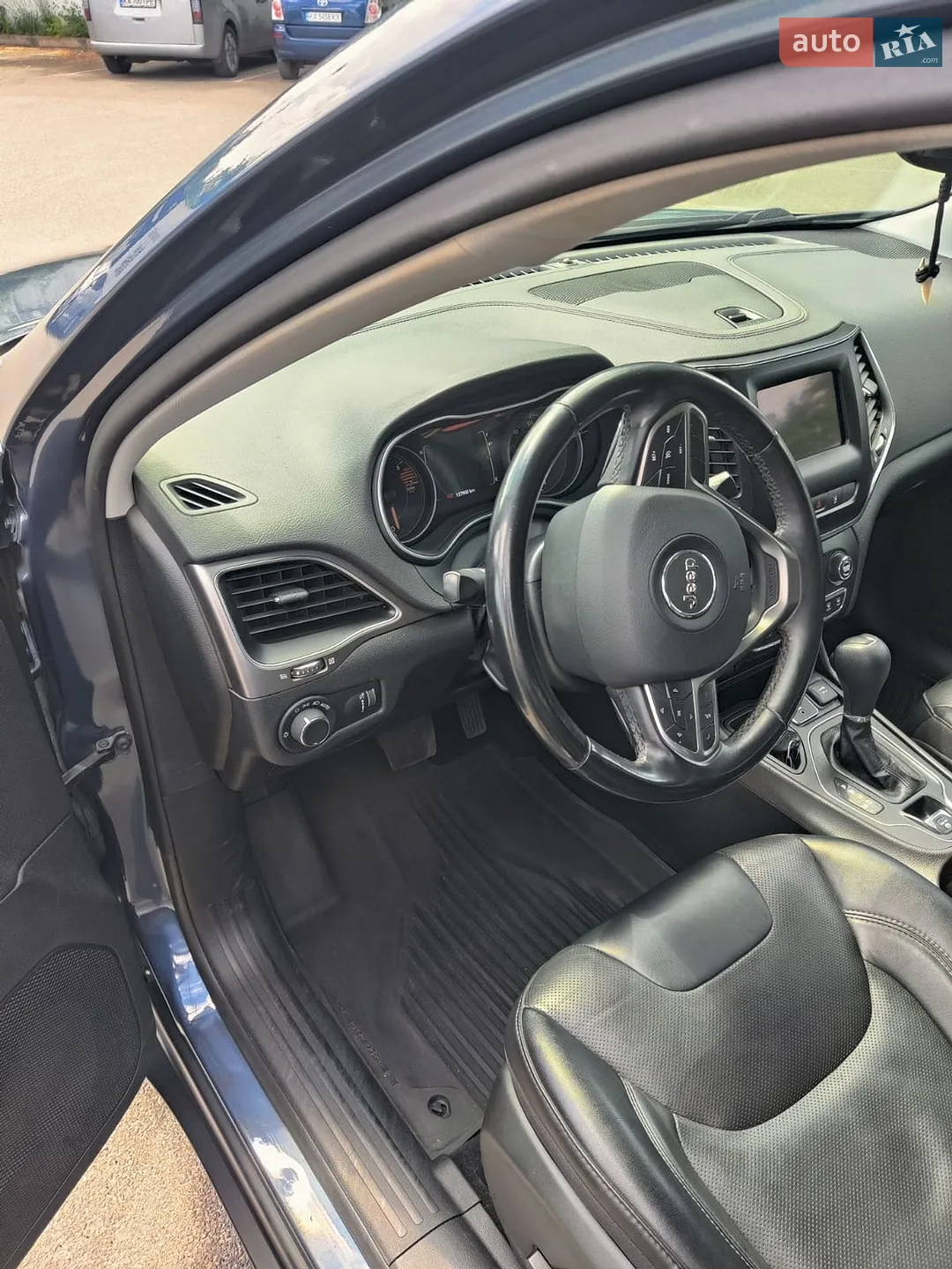 2021 Jeep Cherokee - мініатюра 17