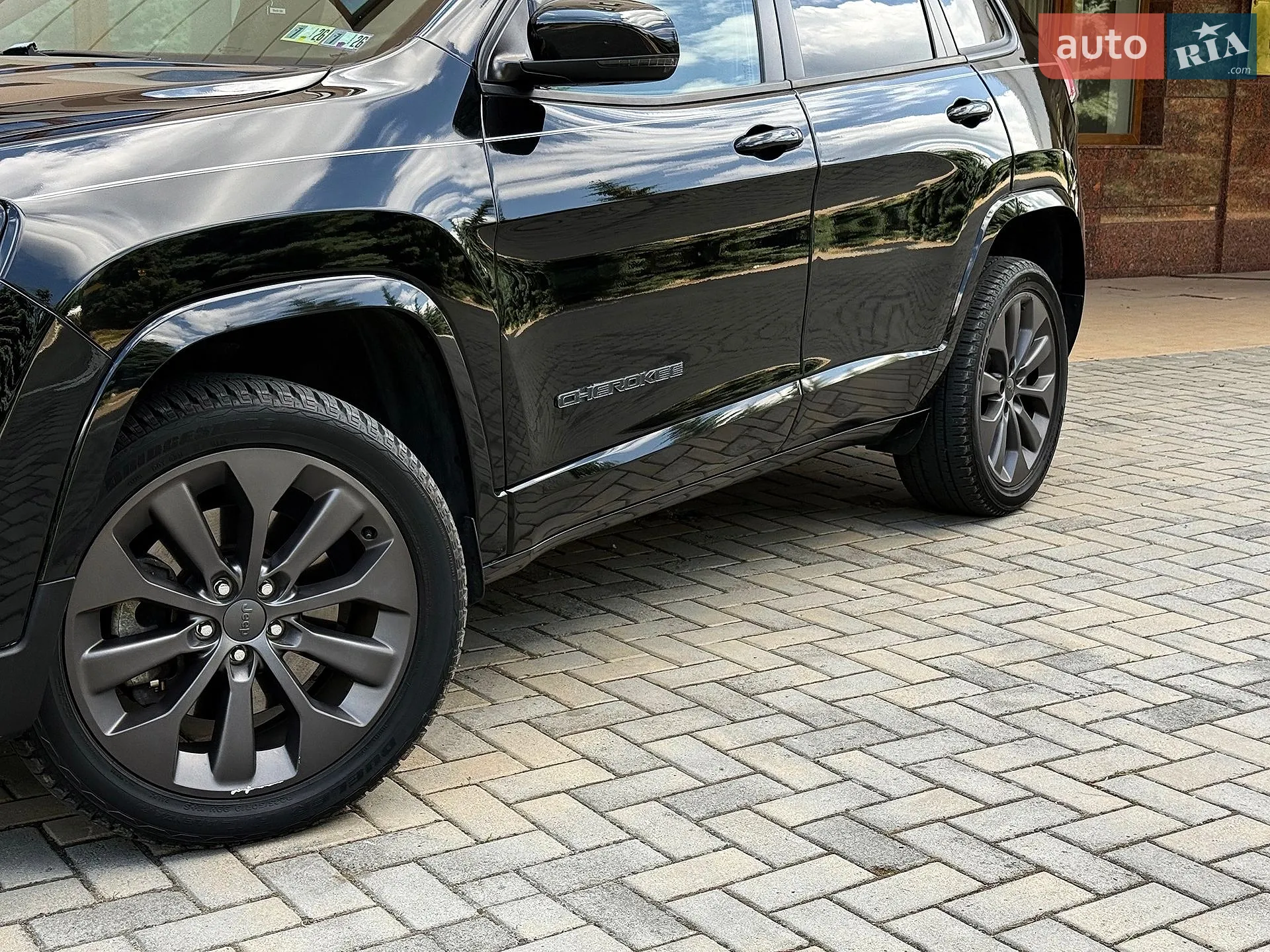 2019 Jeep Cherokee - мініатюра 8