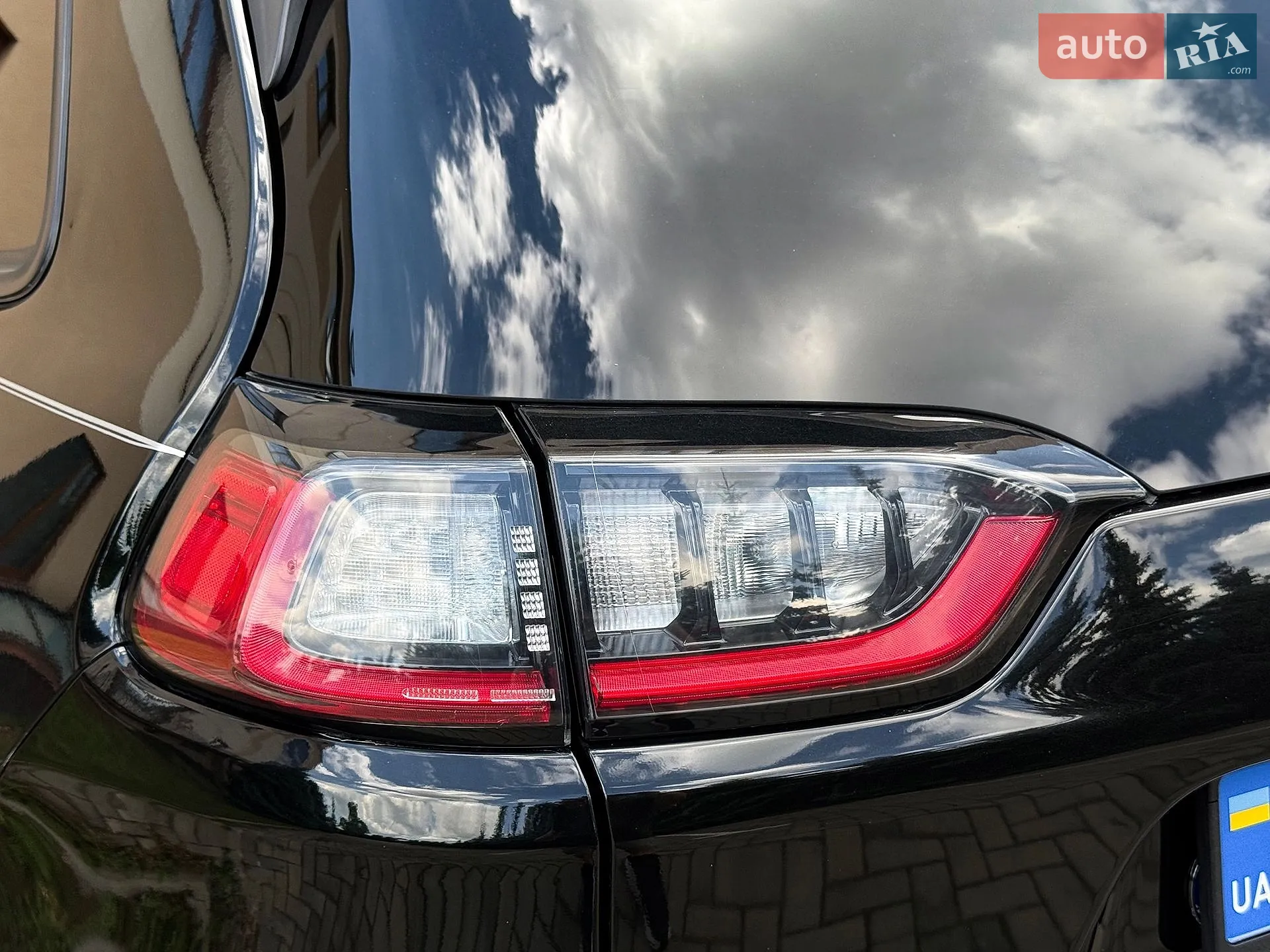 2019 Jeep Cherokee - мініатюра 54
