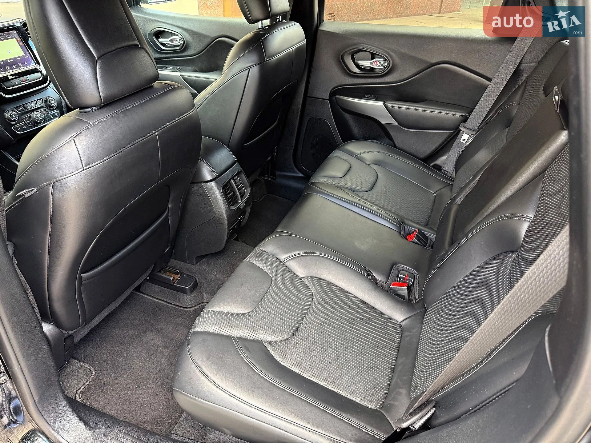 2019 Jeep Cherokee - мініатюра 84