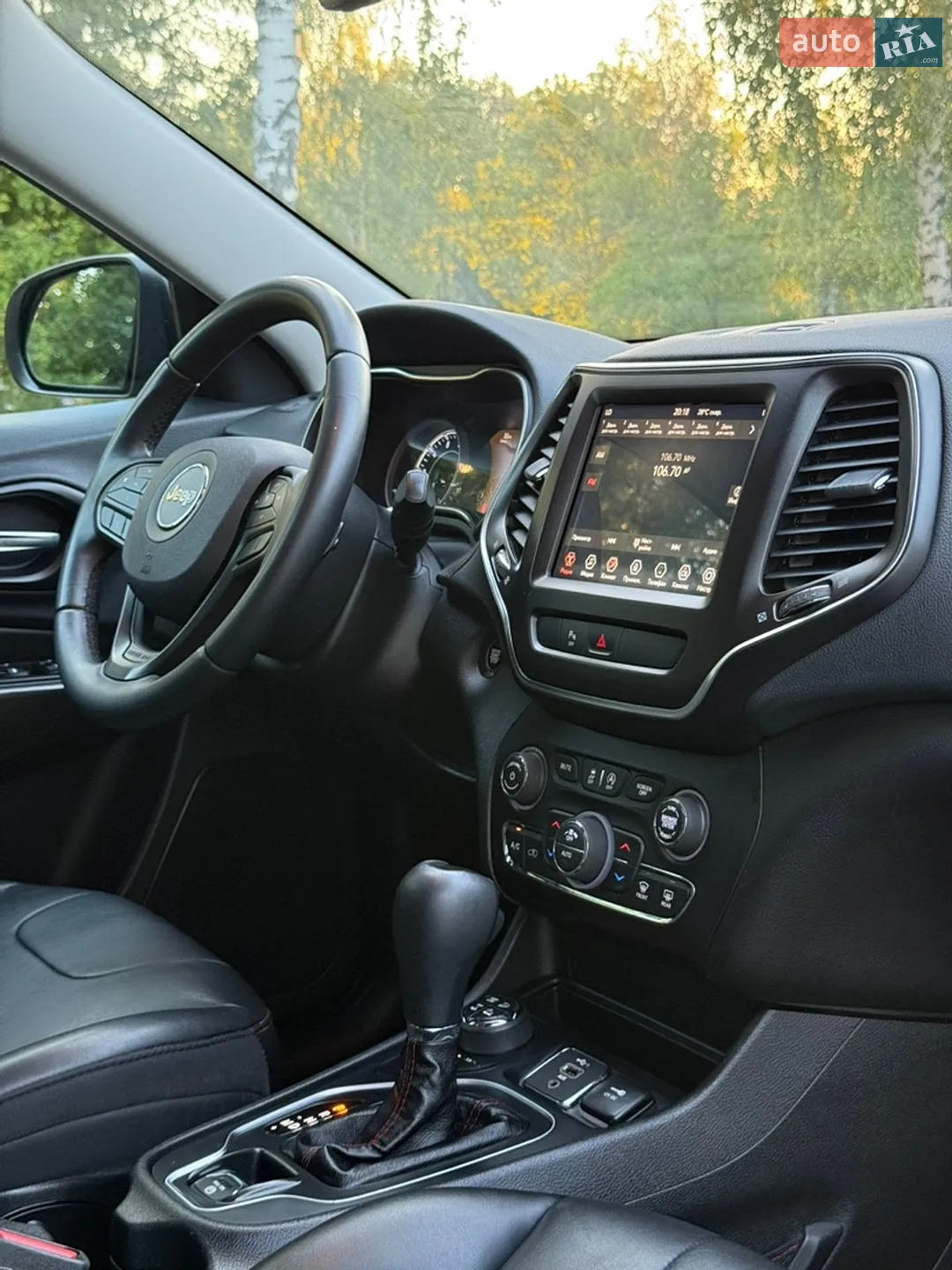 2018 Jeep Cherokee - мініатюра 38