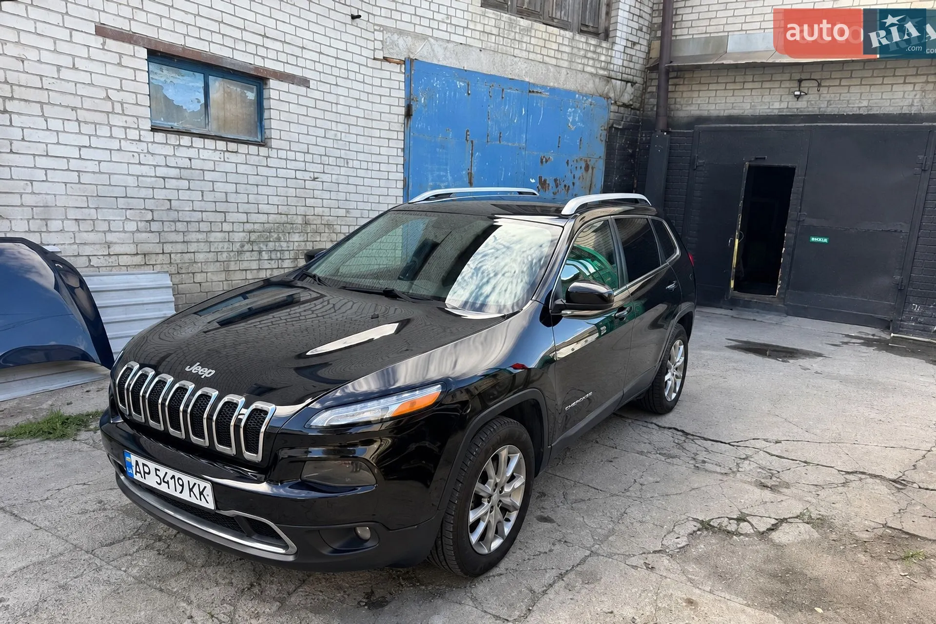 2017 Jeep Cherokee - мініатюра 2