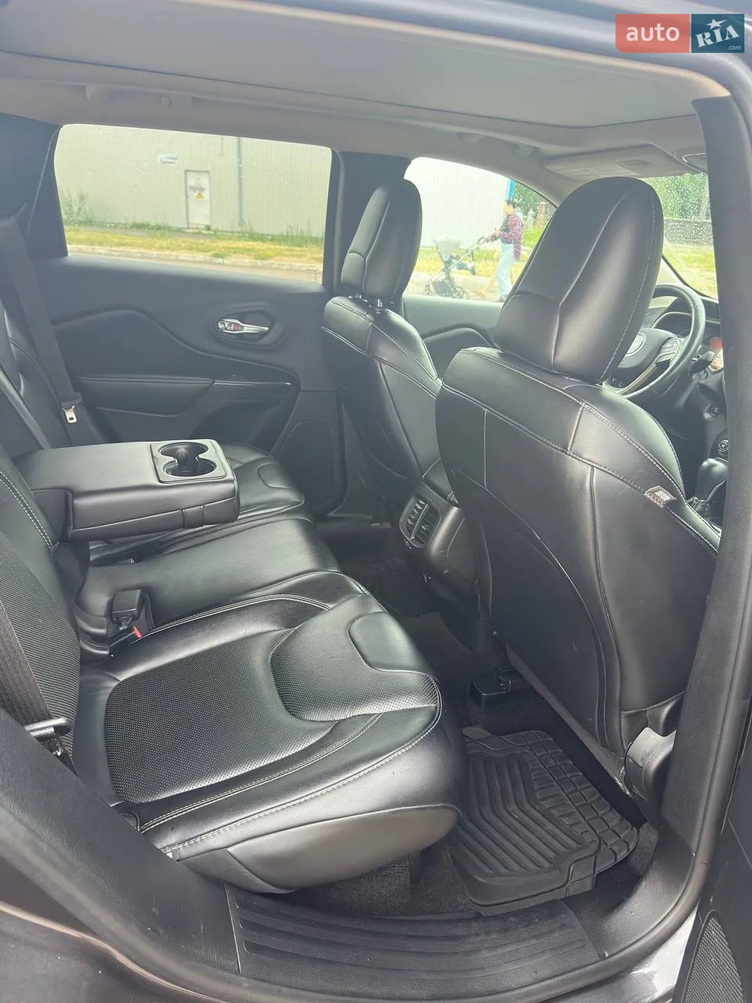 2014 Jeep Cherokee - мініатюра 29