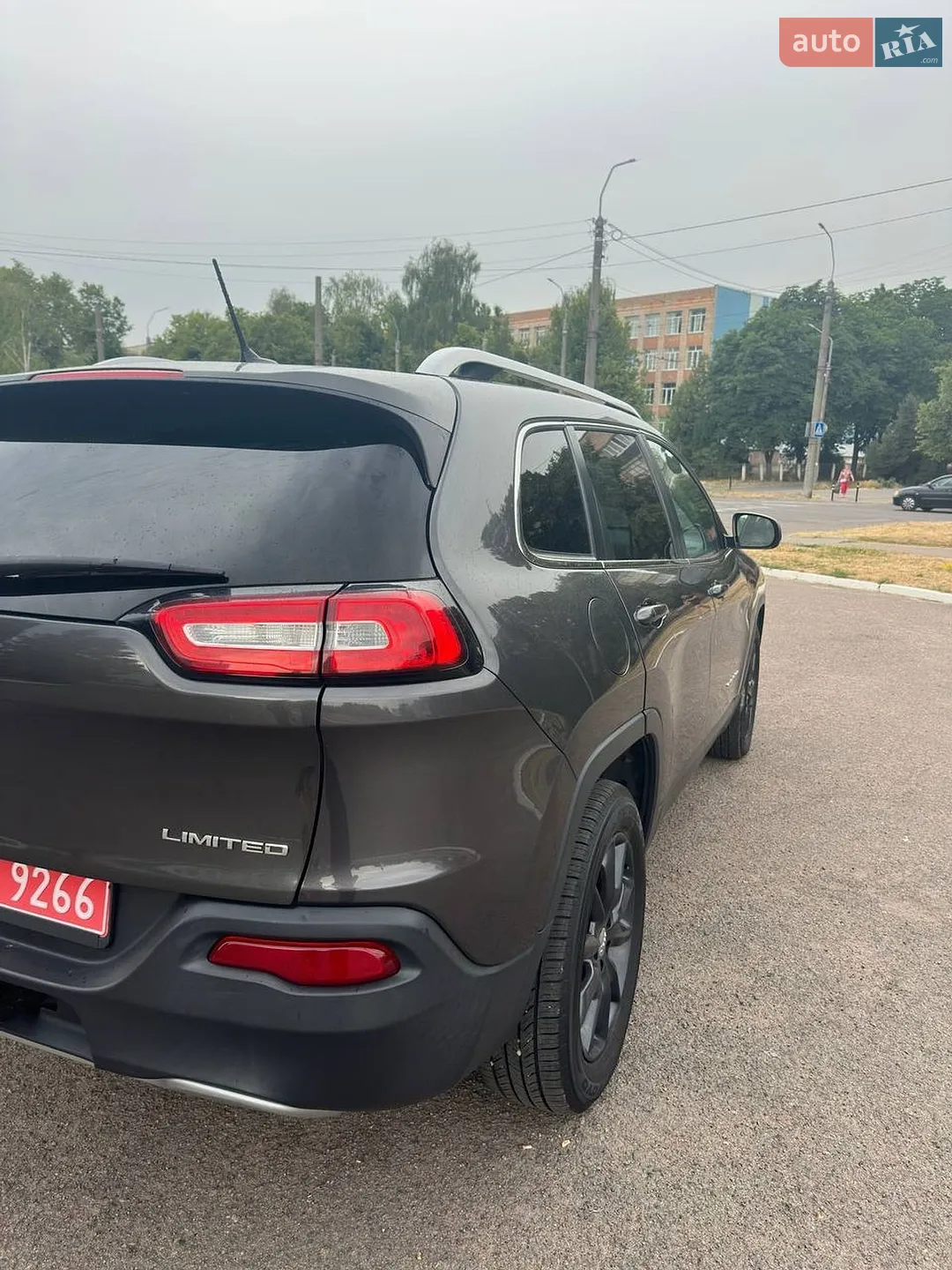 2014 Jeep Cherokee - мініатюра 11