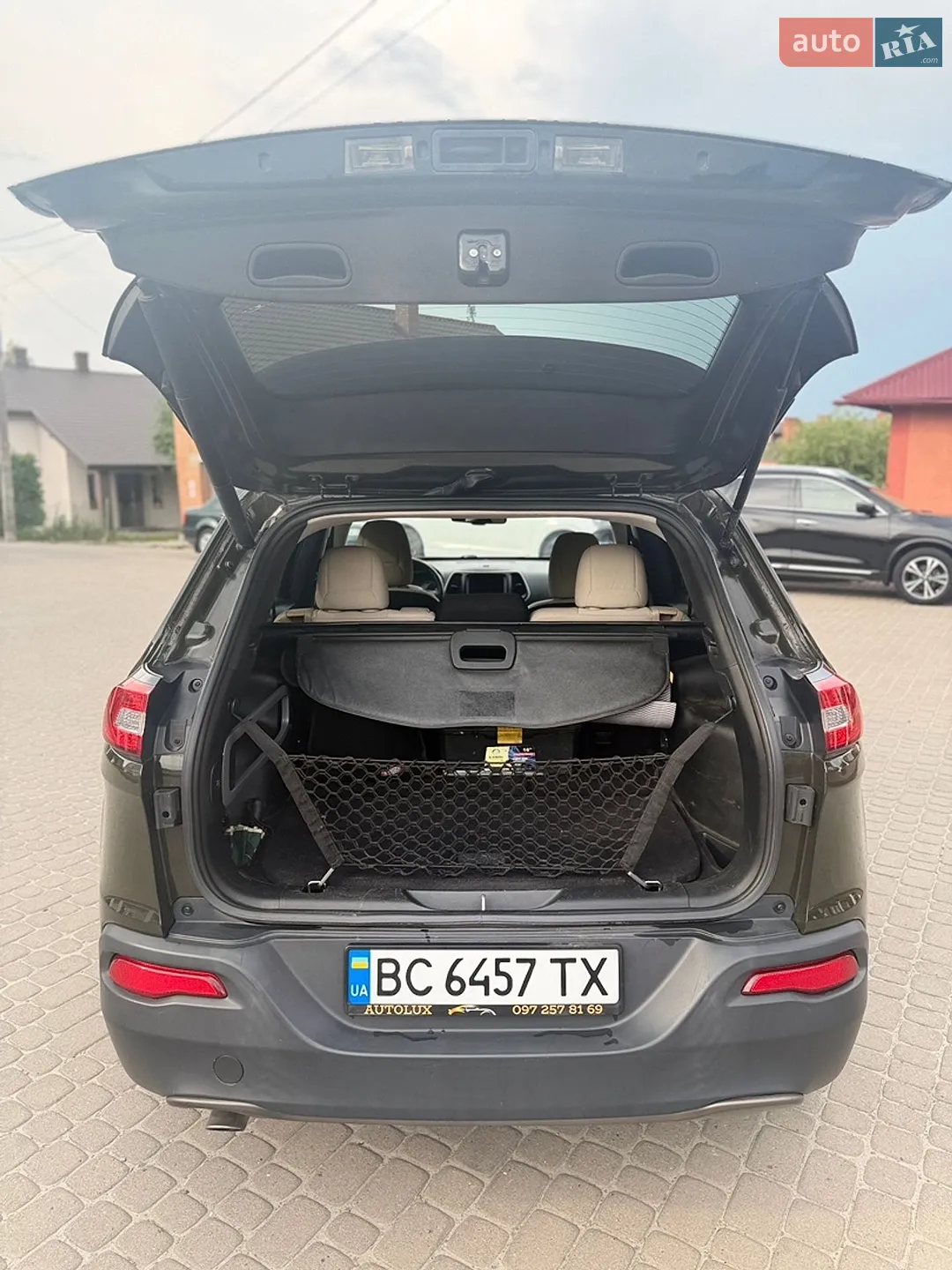 2016 Jeep Cherokee - мініатюра 9