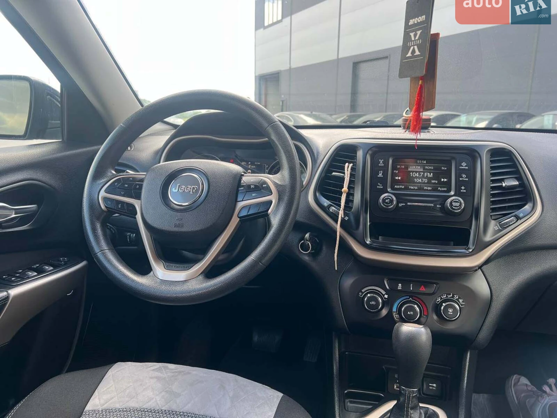 2017 Jeep Cherokee - мініатюра 36