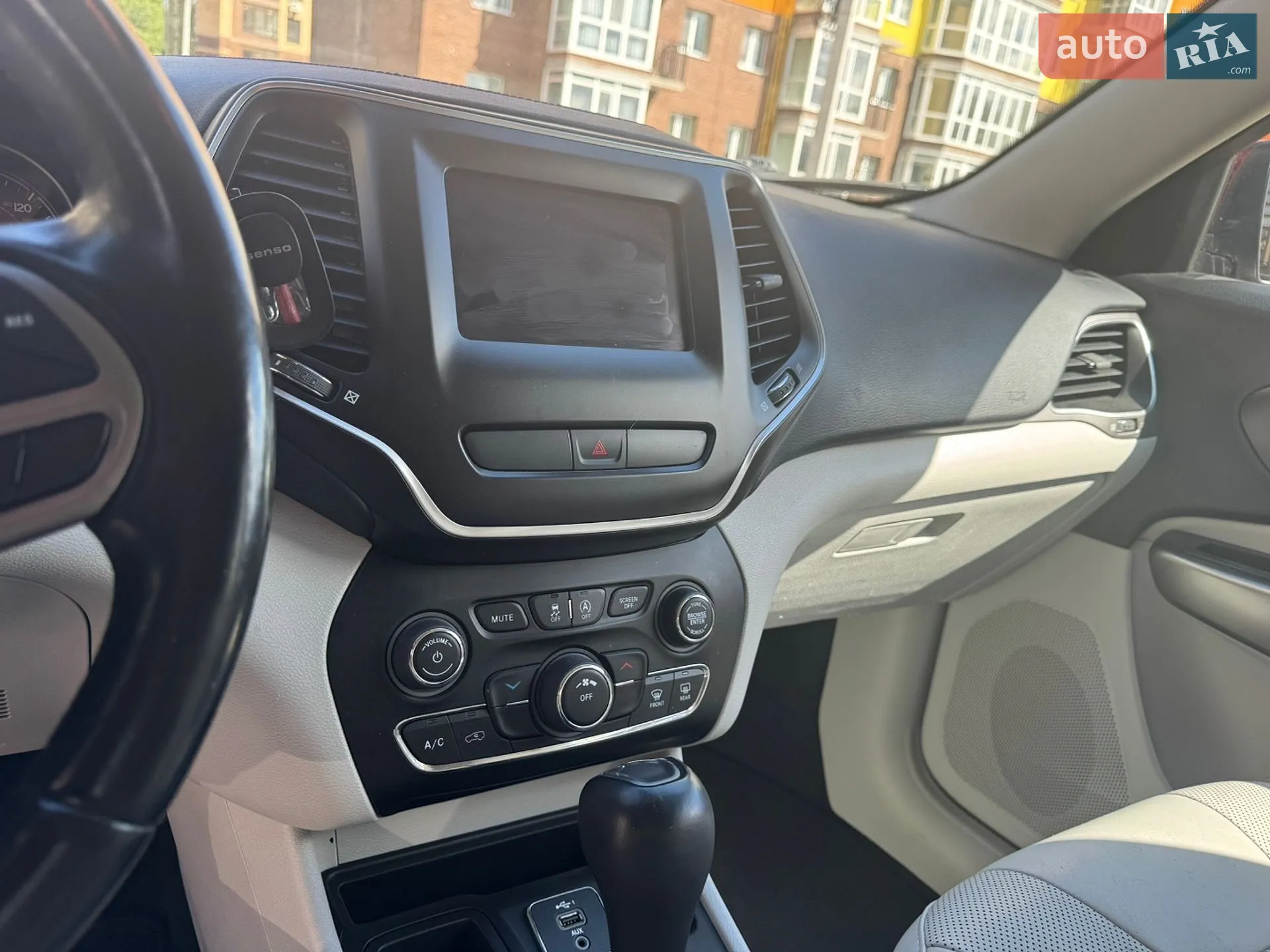 2021 Jeep Cherokee - мініатюра 12