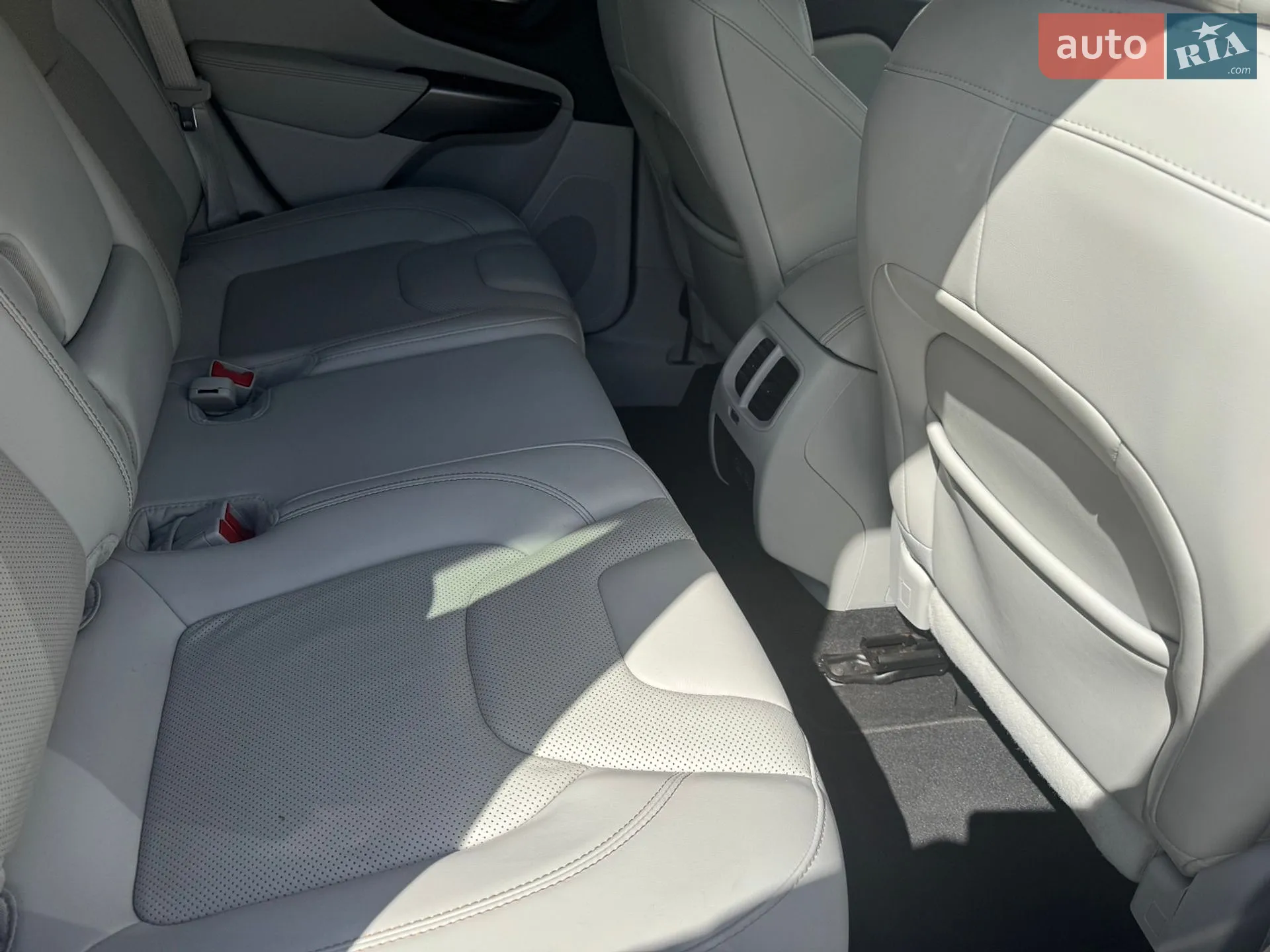 2021 Jeep Cherokee - мініатюра 22
