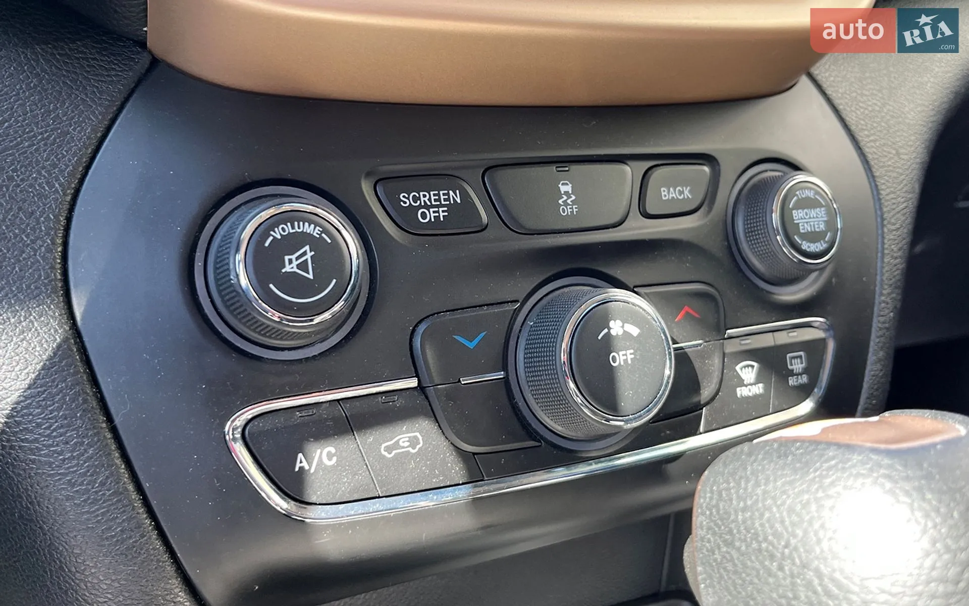 2016 Jeep Cherokee - мініатюра 22