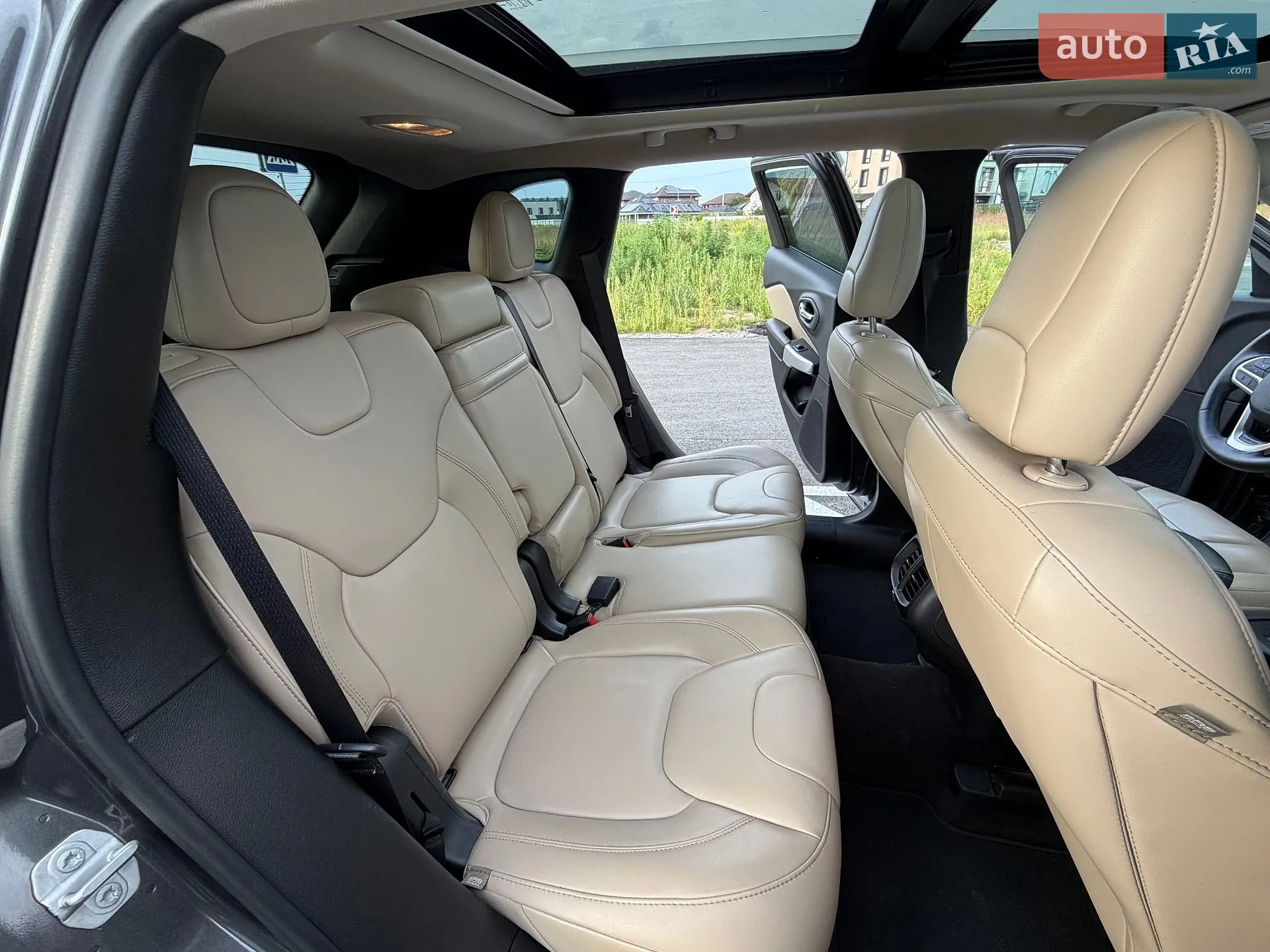2017 Jeep Cherokee - мініатюра 22