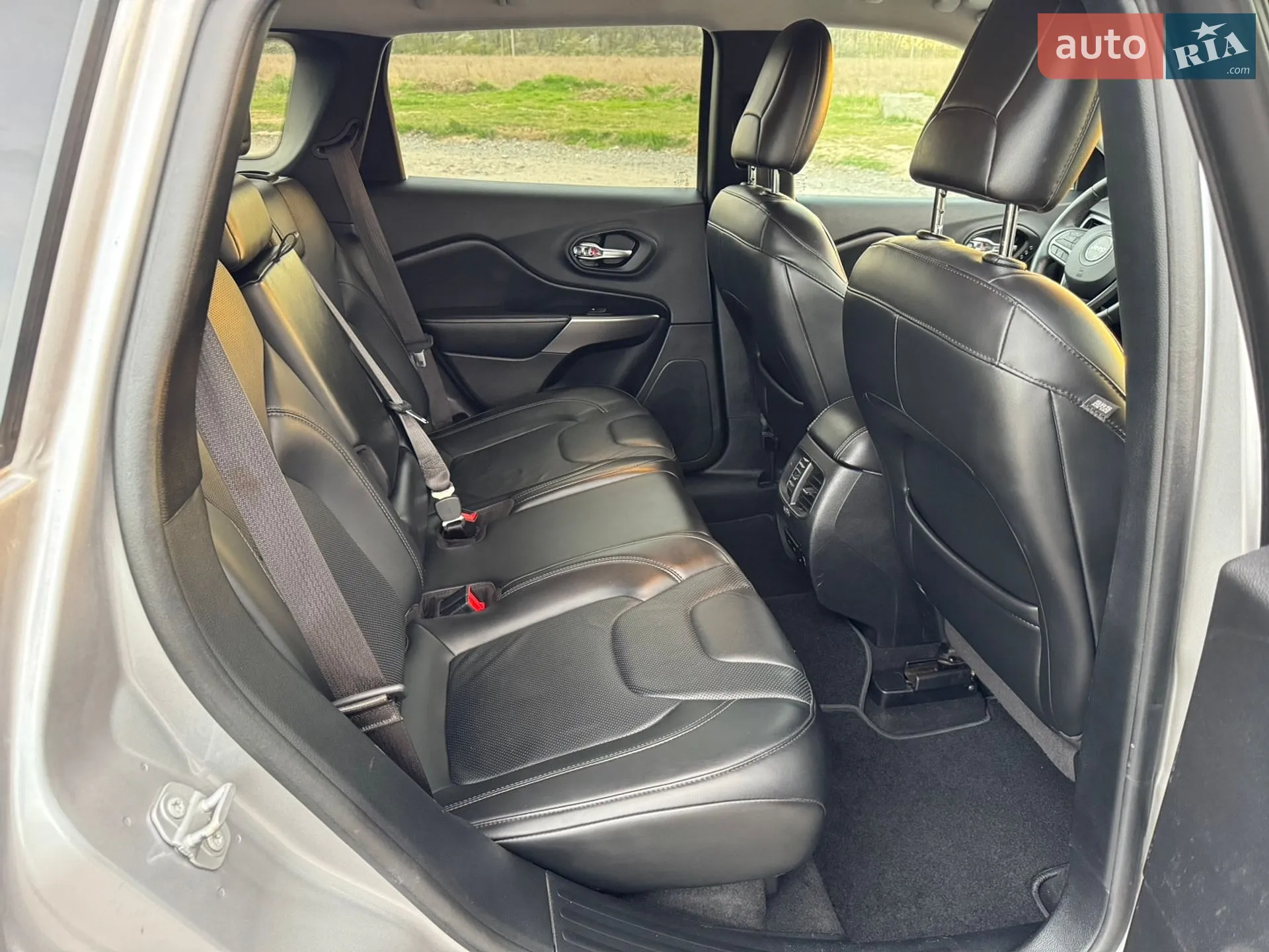 2019 Jeep Cherokee - мініатюра 66