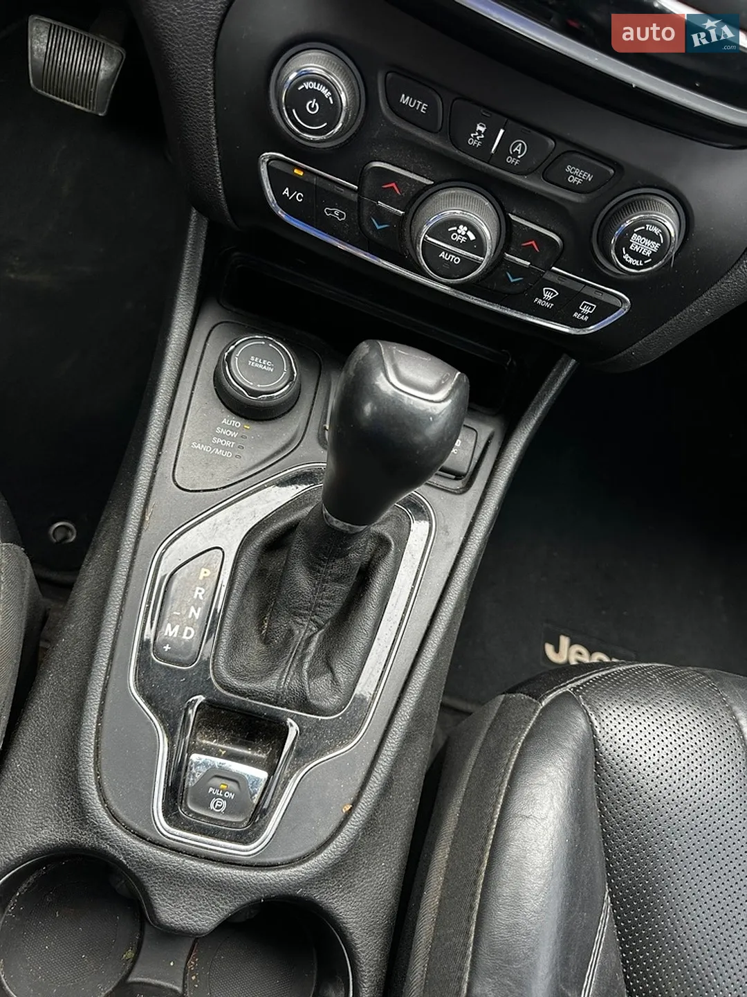 2018 Jeep Cherokee - мініатюра 18