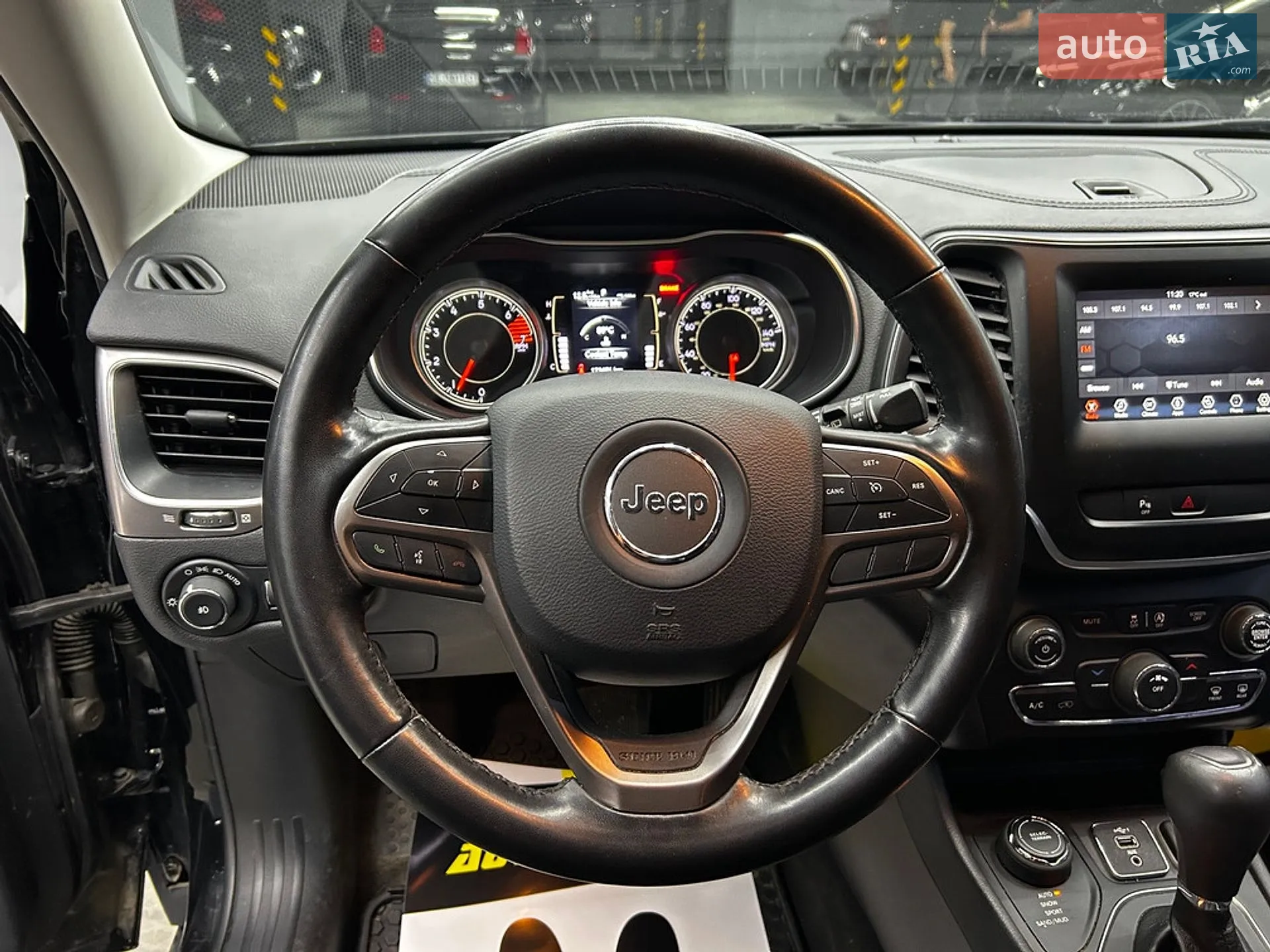 2020 Jeep Cherokee - мініатюра 12