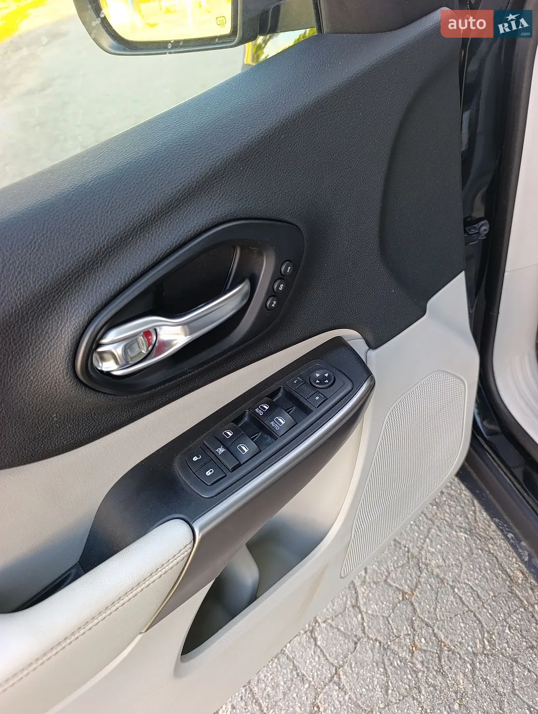 2018 Jeep Cherokee - мініатюра 10