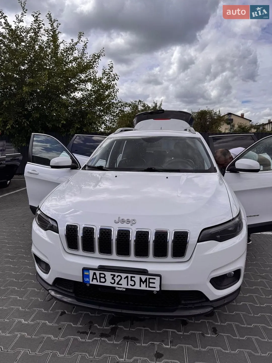 2020 Jeep Cherokee - мініатюра 11