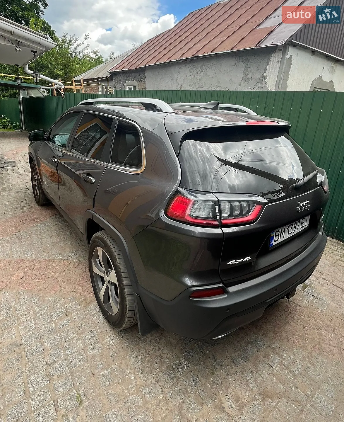 2020 Jeep Cherokee - мініатюра 4