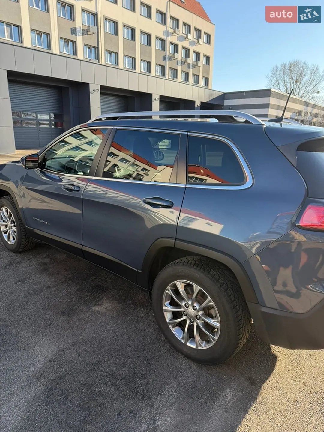 2019 Jeep Cherokee - мініатюра 5