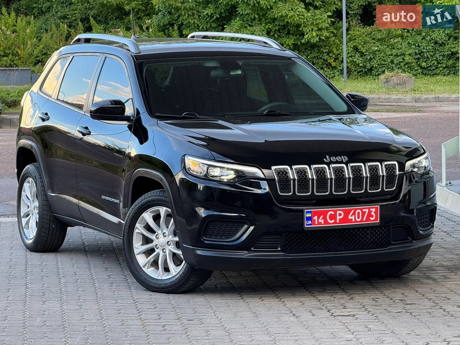 2020 Jeep Cherokee - мініатюра 22