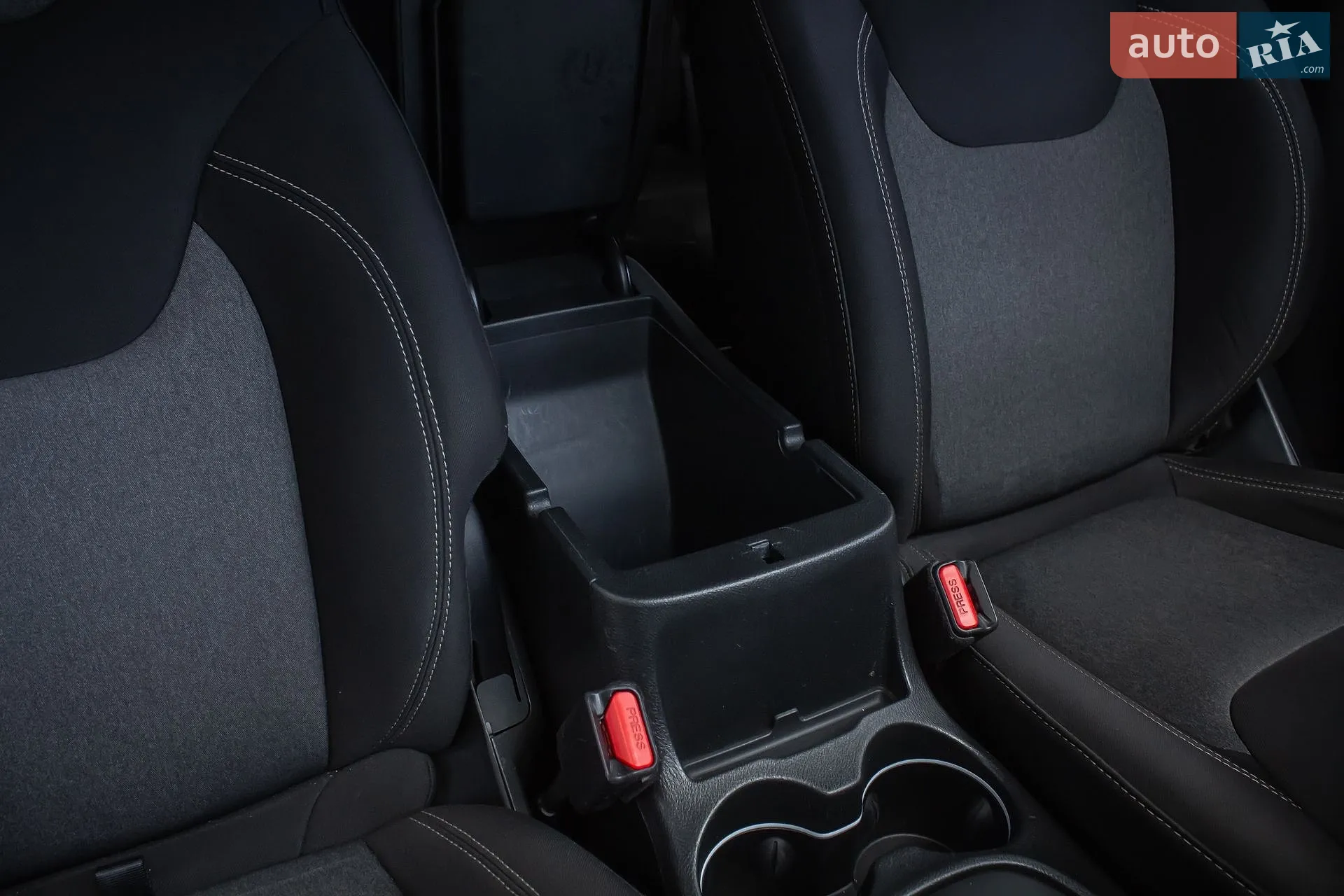 2014 Jeep Cherokee - мініатюра 31