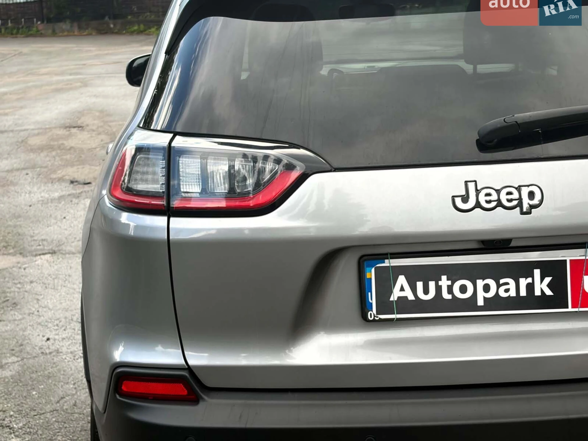 2020 Jeep Cherokee - мініатюра 10
