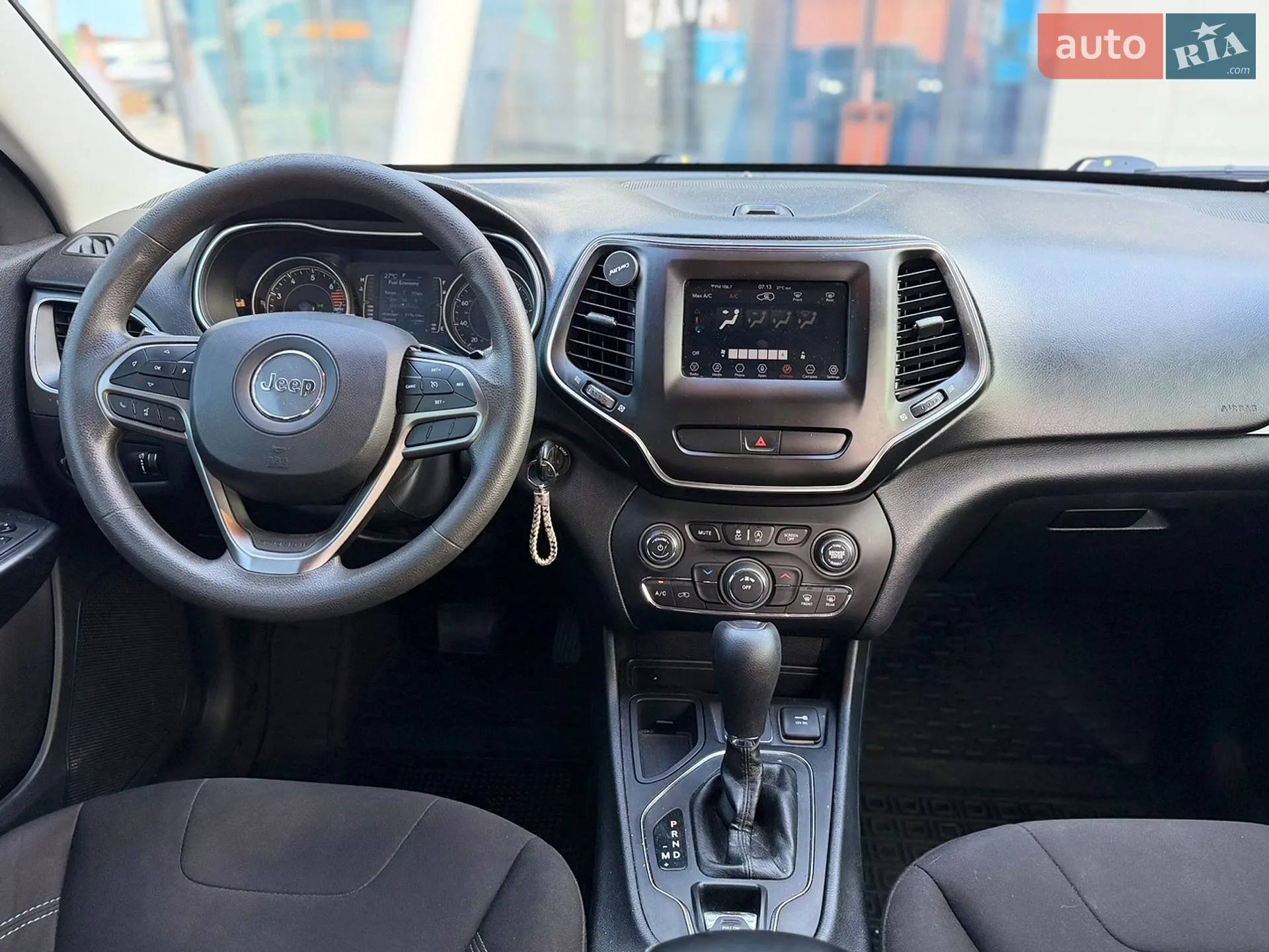 2019 Jeep Cherokee - мініатюра 11
