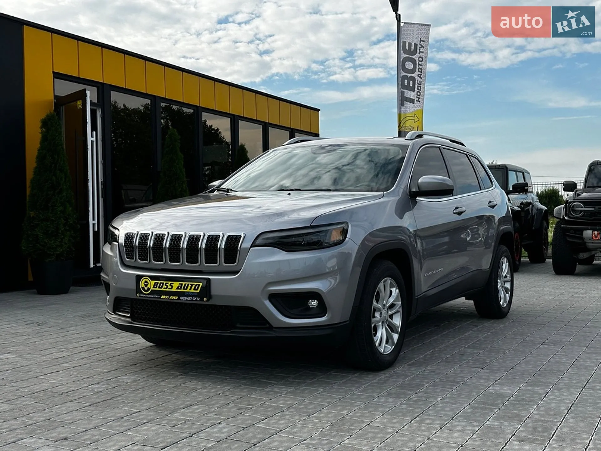 2019 Jeep Cherokee - мініатюра 3