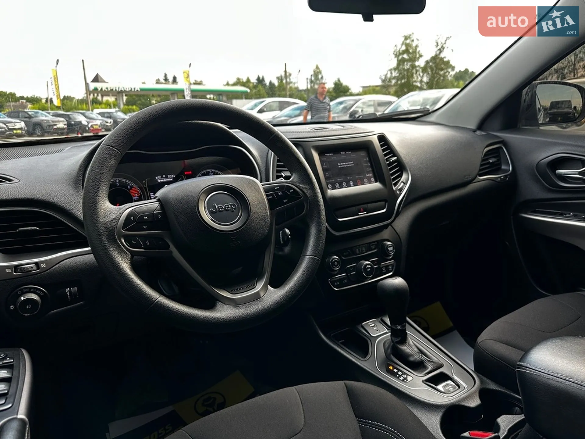 2019 Jeep Cherokee - мініатюра 14