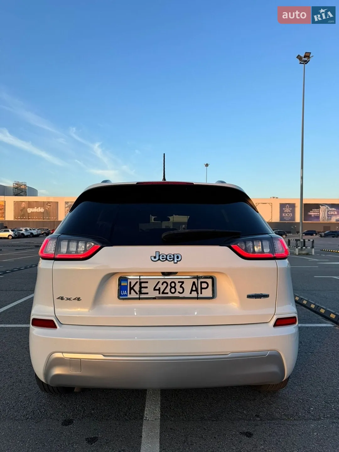 2018 Jeep Cherokee - мініатюра 7
