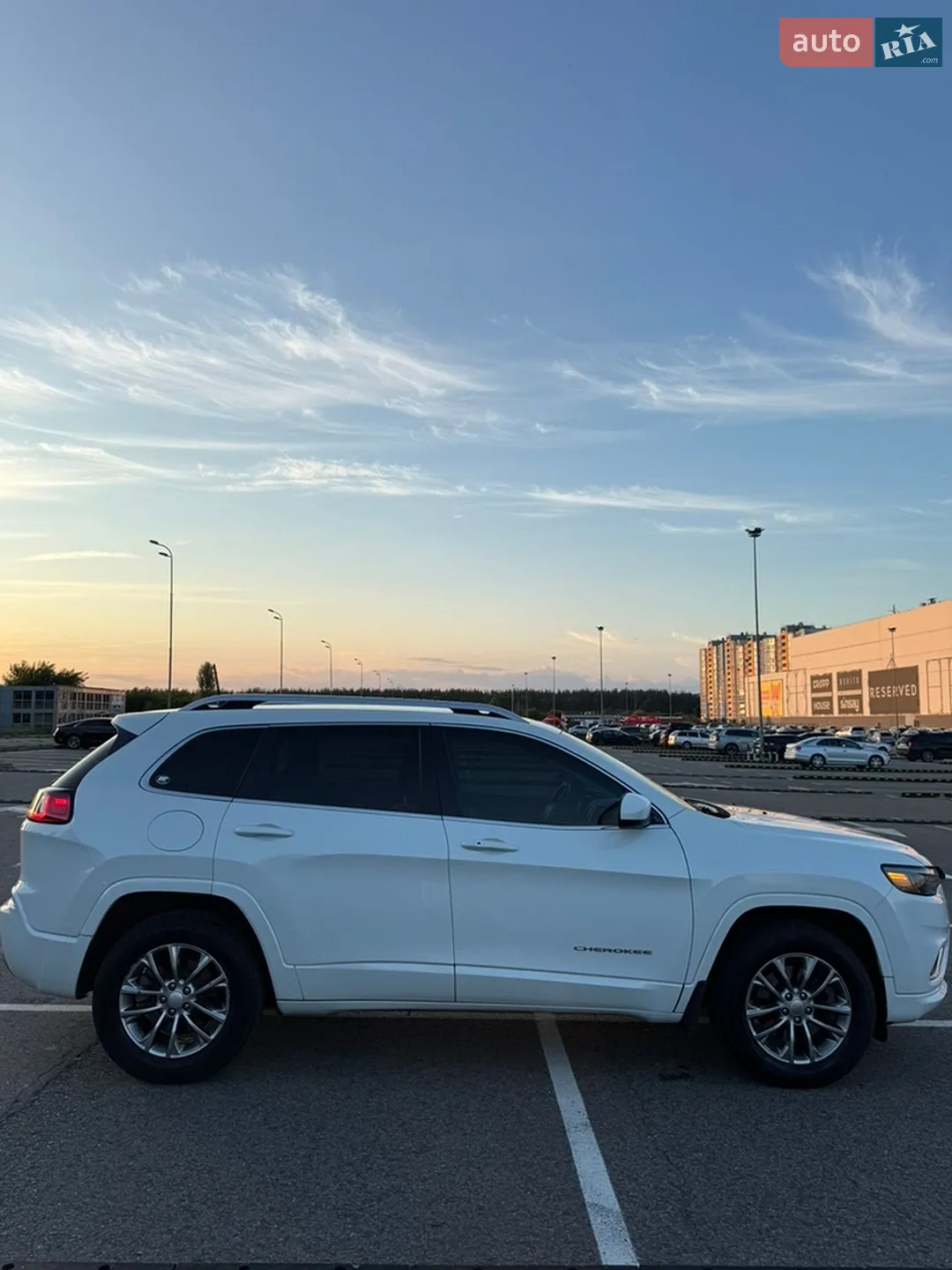 2018 Jeep Cherokee - мініатюра 10