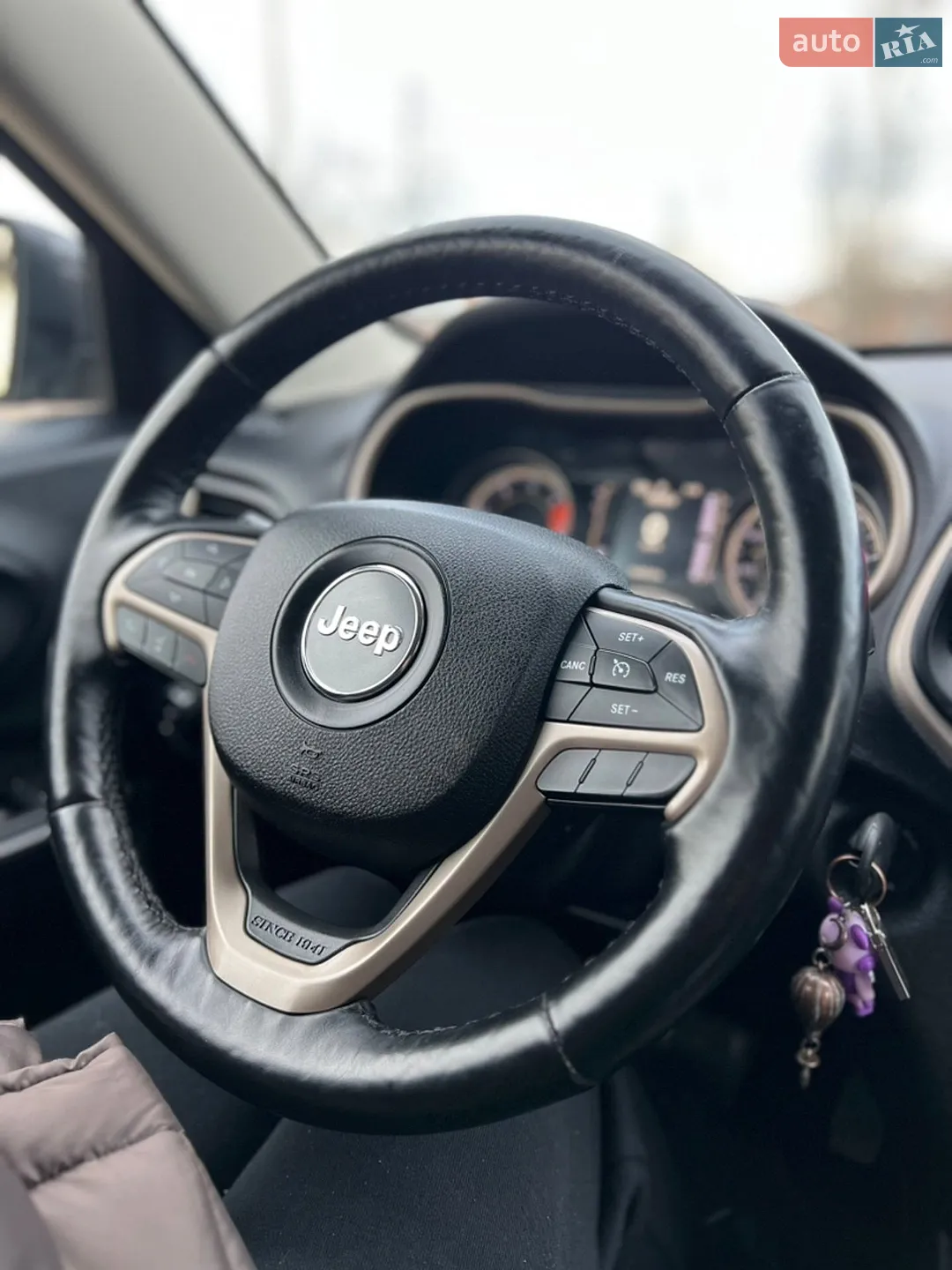 2016 Jeep Cherokee - мініатюра 8