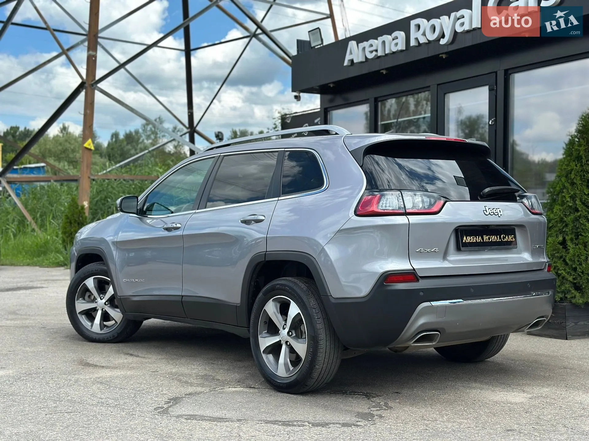 2020 Jeep Cherokee - мініатюра 4