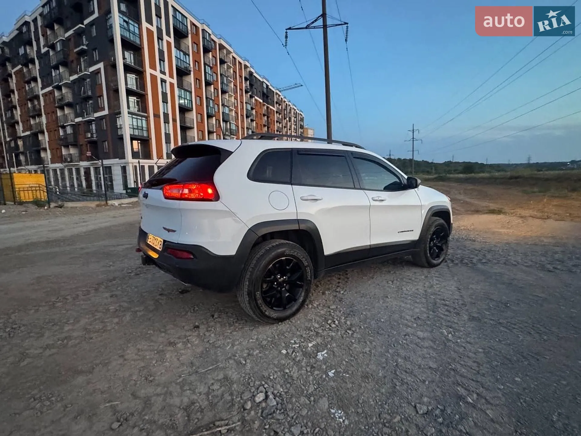 2015 Jeep Cherokee - мініатюра 2