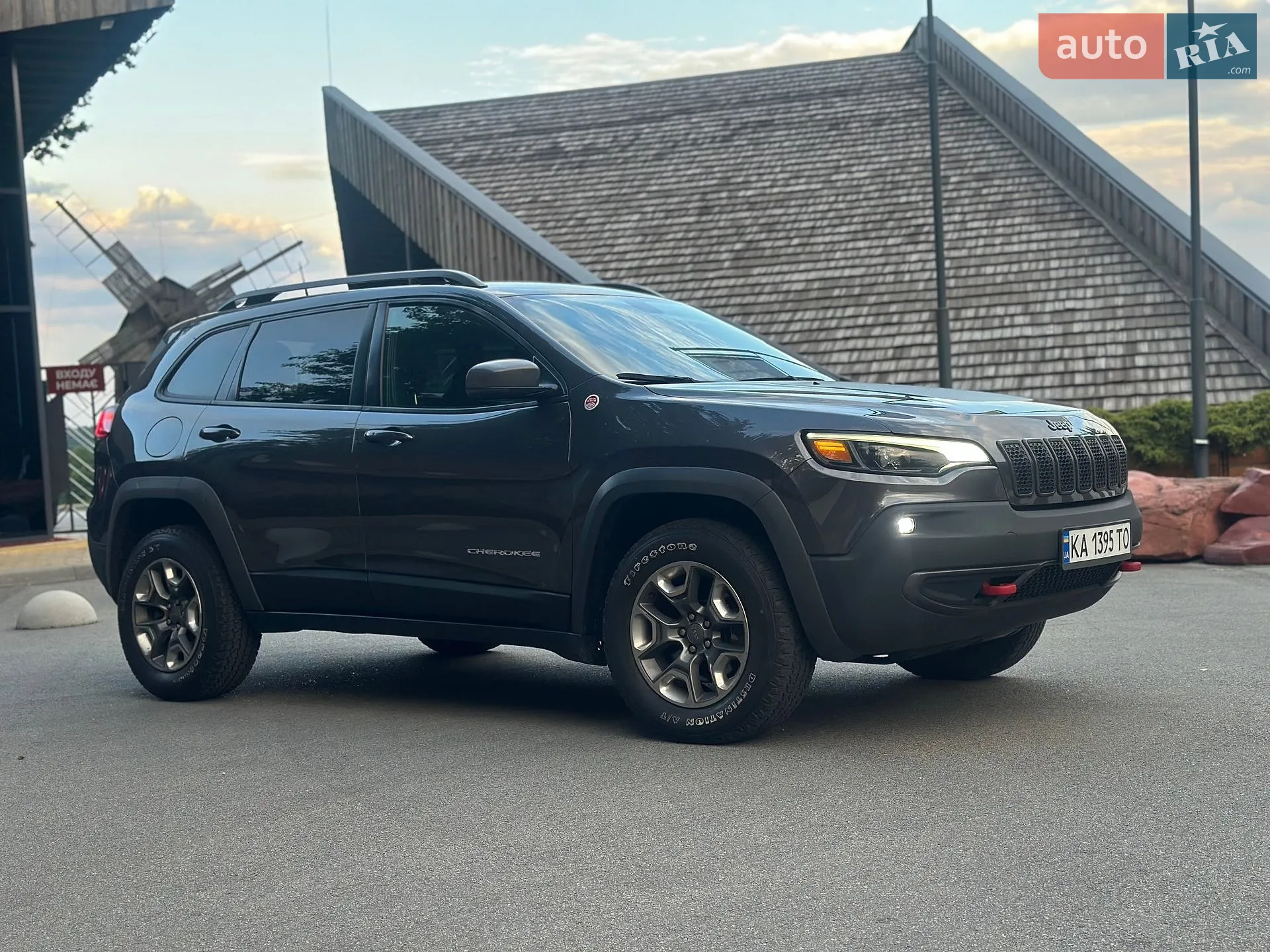 2018 Jeep Cherokee - мініатюра 7