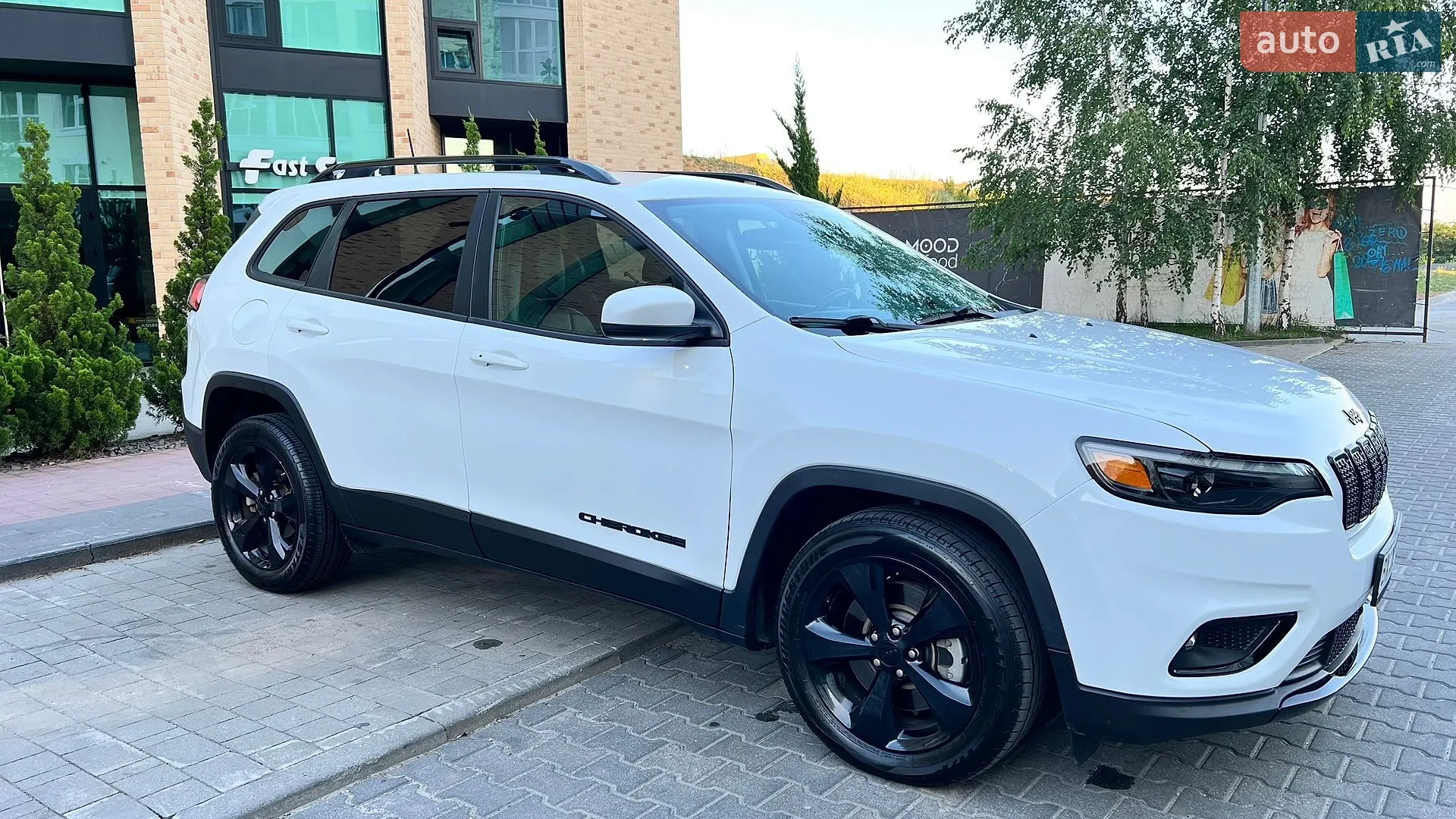 2020 Jeep Cherokee - мініатюра 6