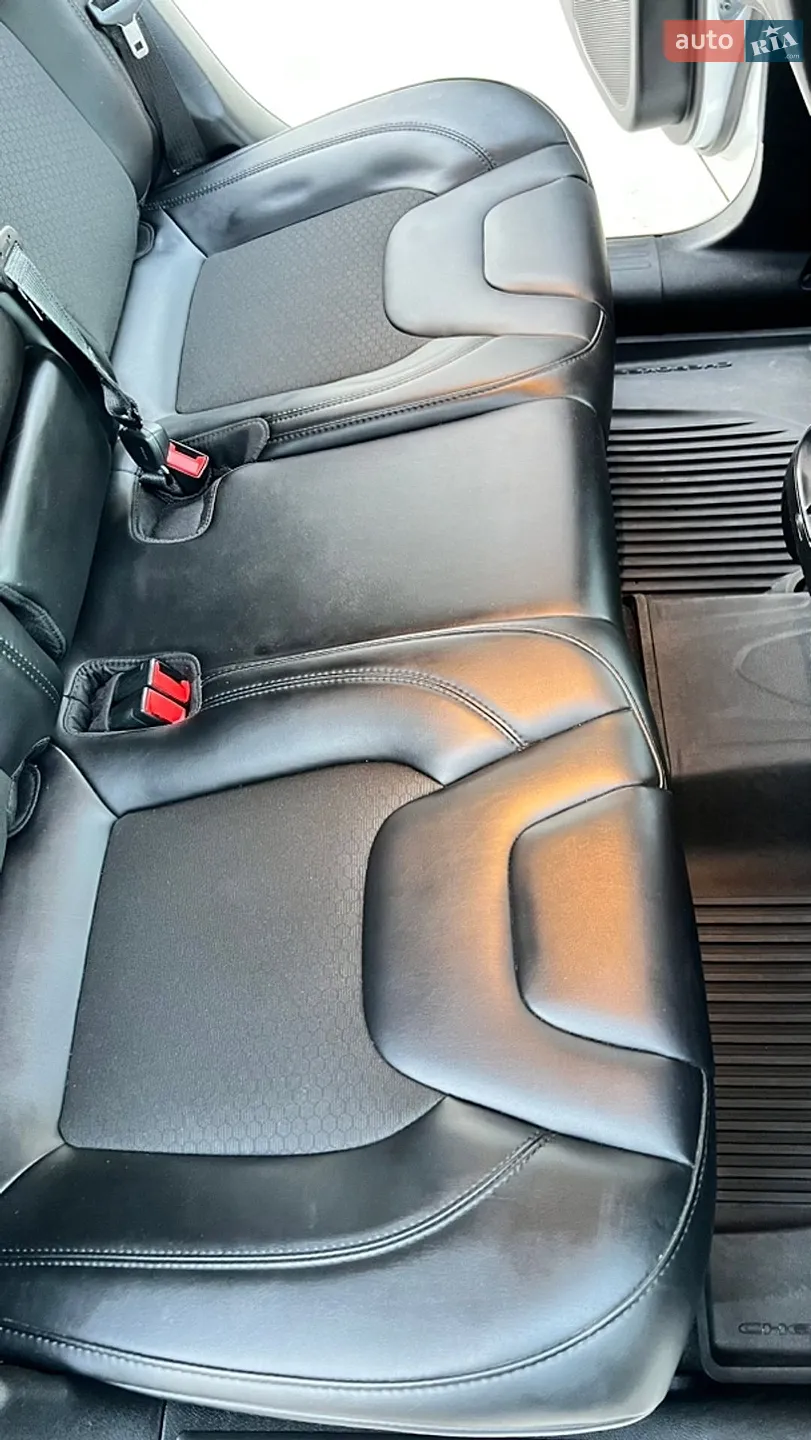 2020 Jeep Cherokee - мініатюра 21