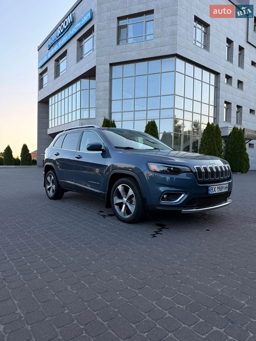 2019 Jeep Cherokee - мініатюра 8