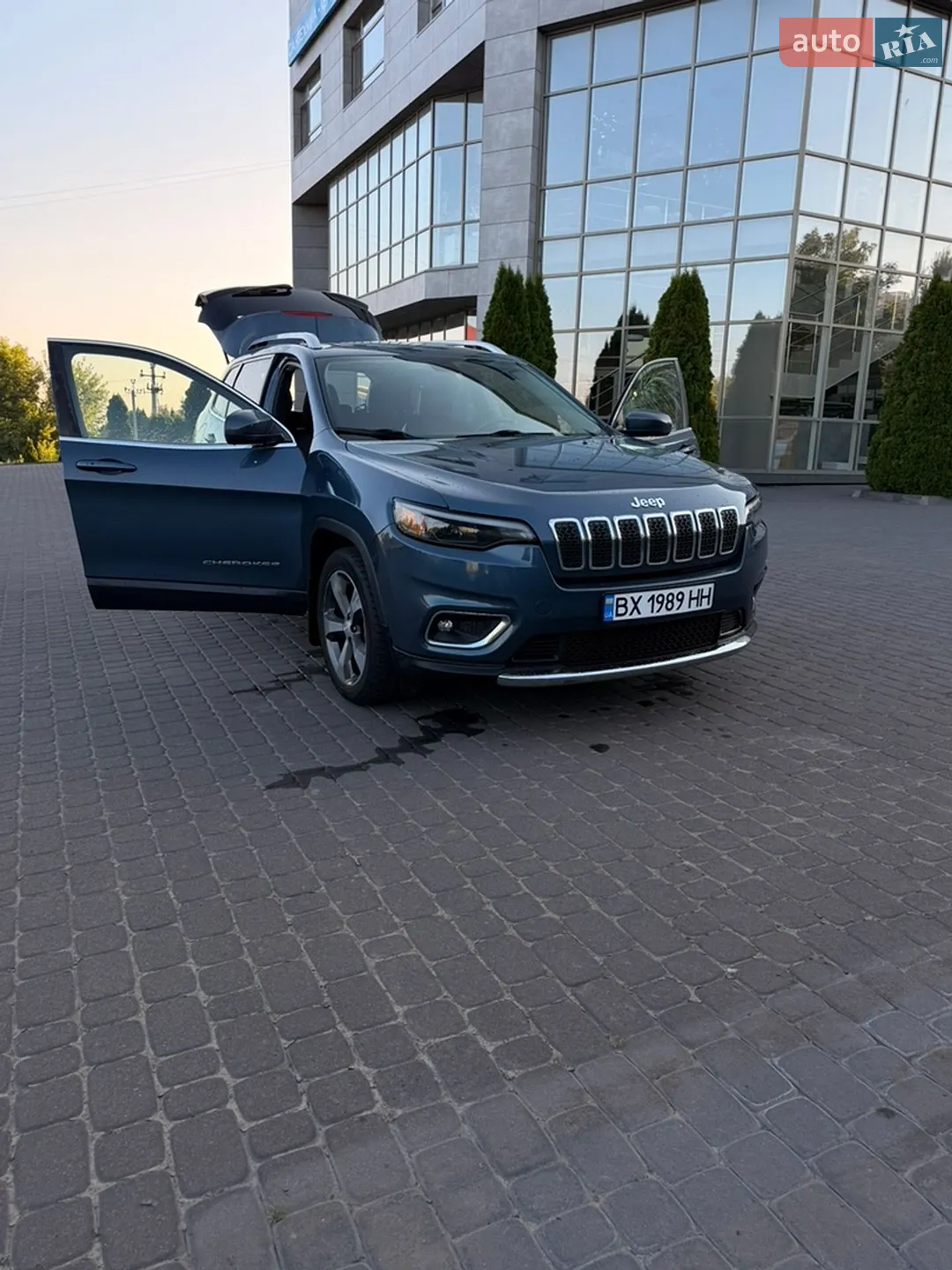 2019 Jeep Cherokee - мініатюра 11