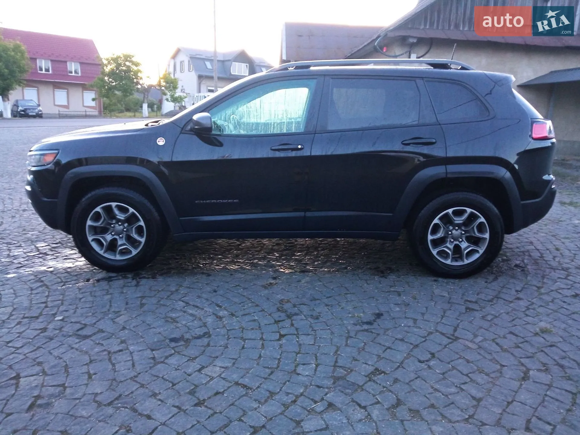 2019 Jeep Cherokee - мініатюра 15