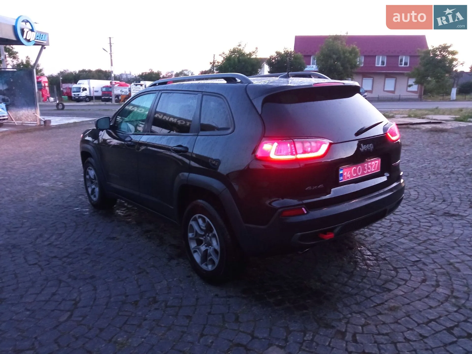 2019 Jeep Cherokee - мініатюра 27
