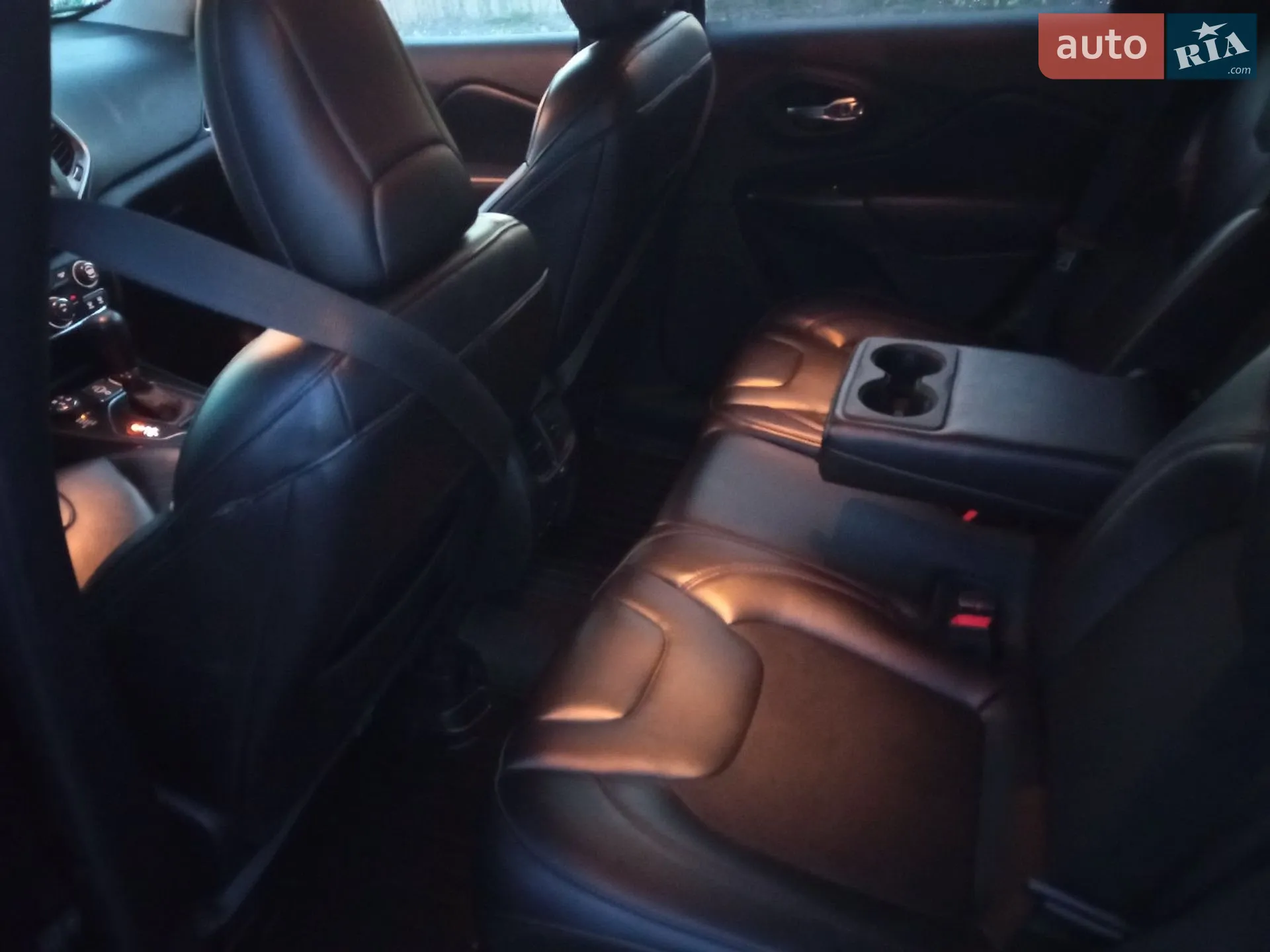 2019 Jeep Cherokee - мініатюра 45
