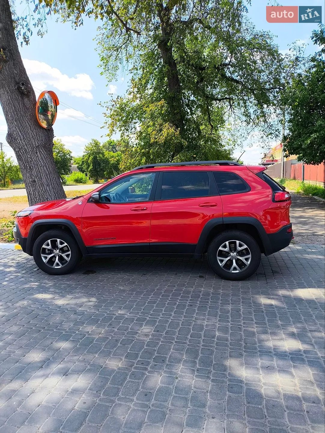 2016 Jeep Cherokee - мініатюра 41