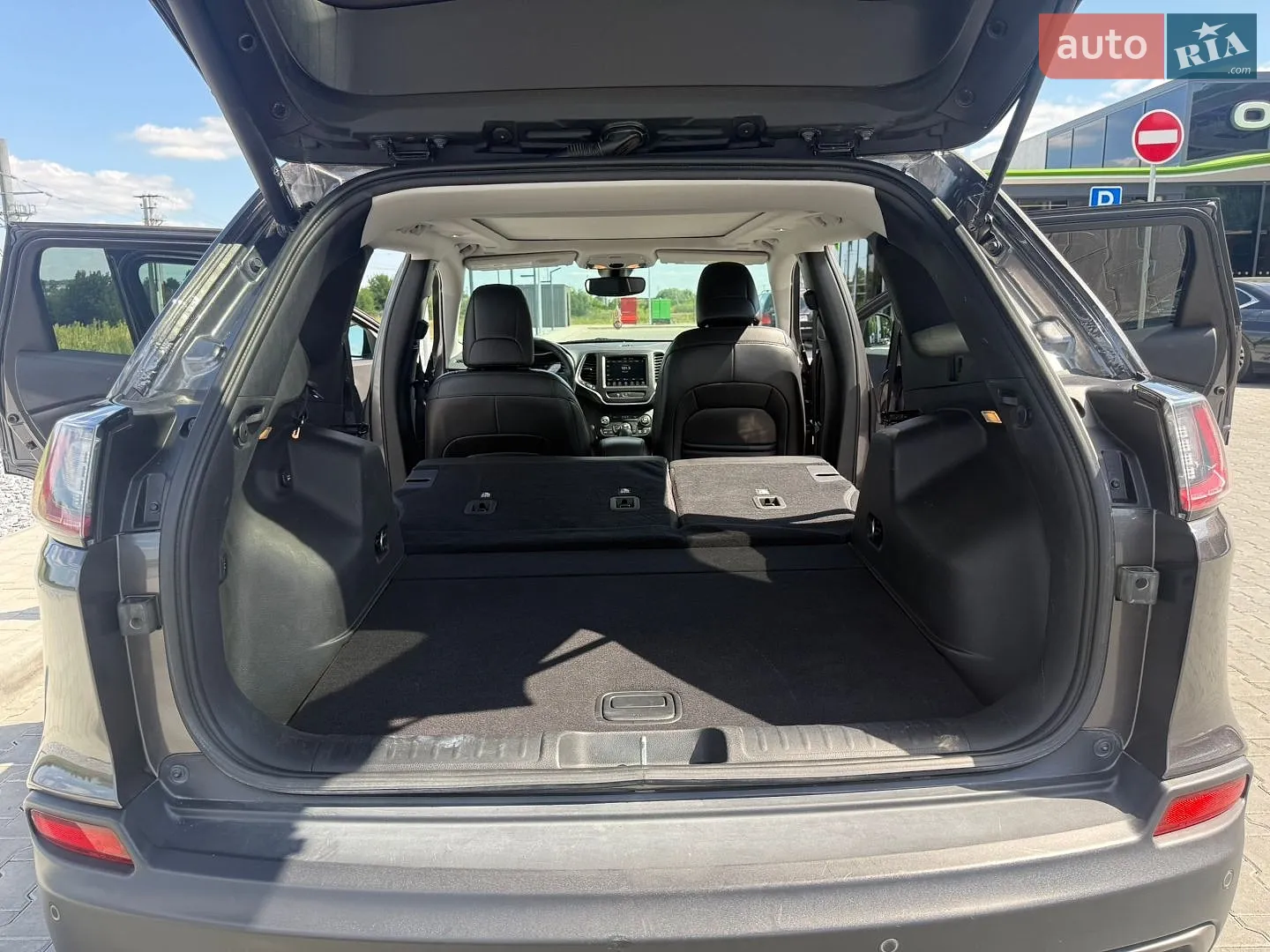 2018 Jeep Cherokee - мініатюра 13