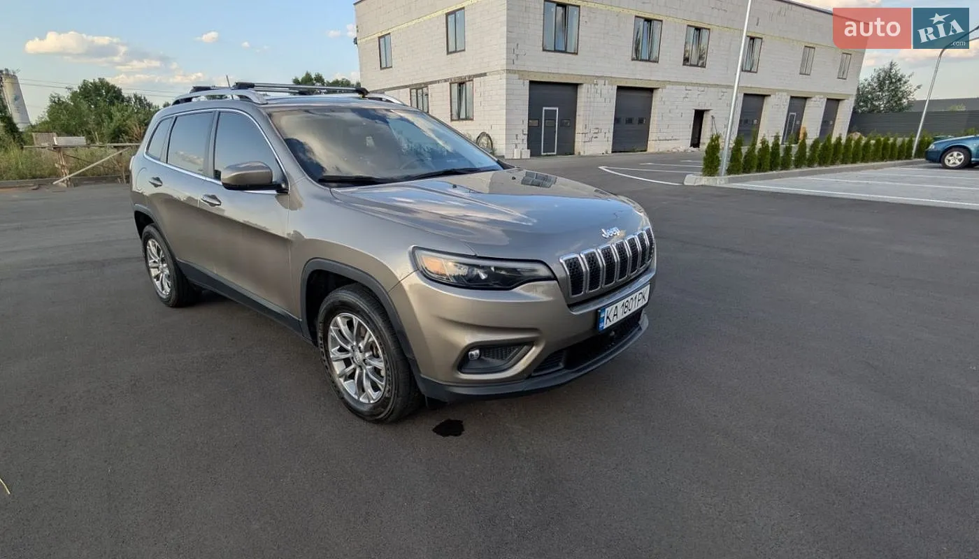 2020 Jeep Cherokee - фото 1